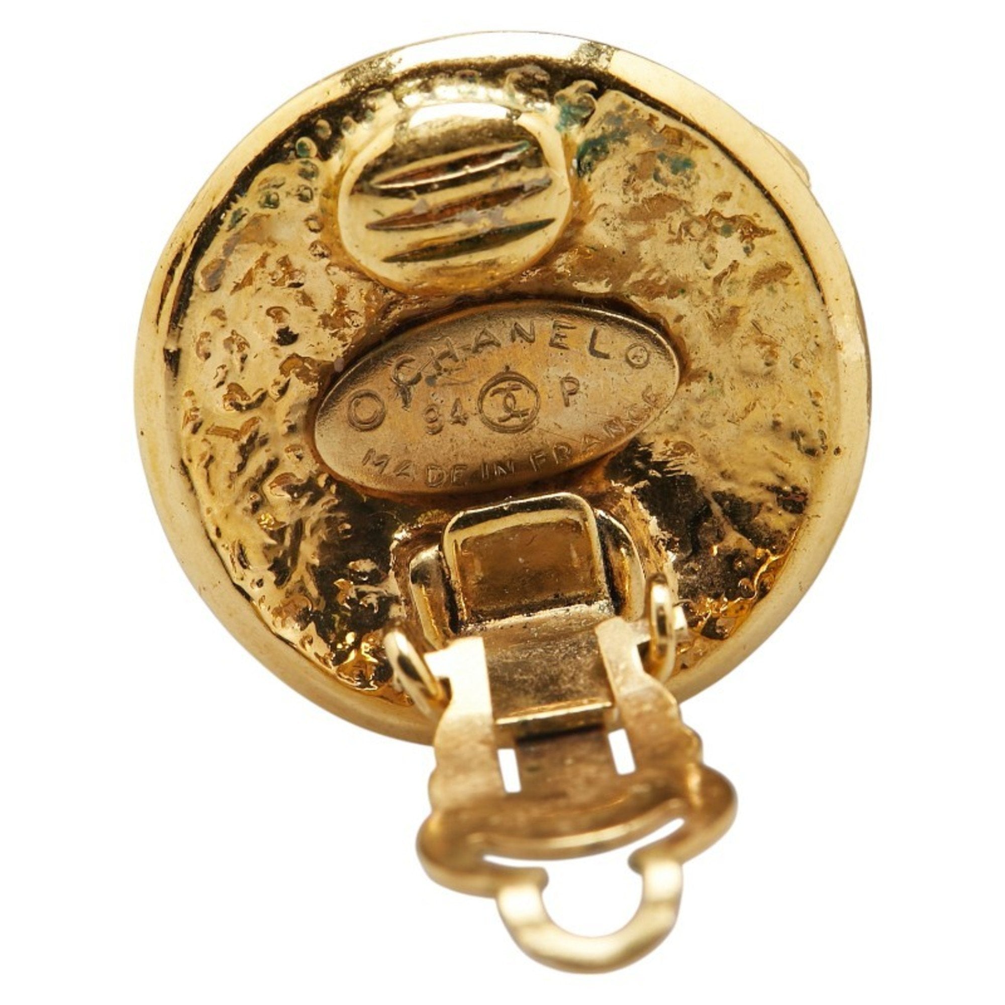 CC Logo Round Clip-On Earrings Metal Gold-Tone Metal