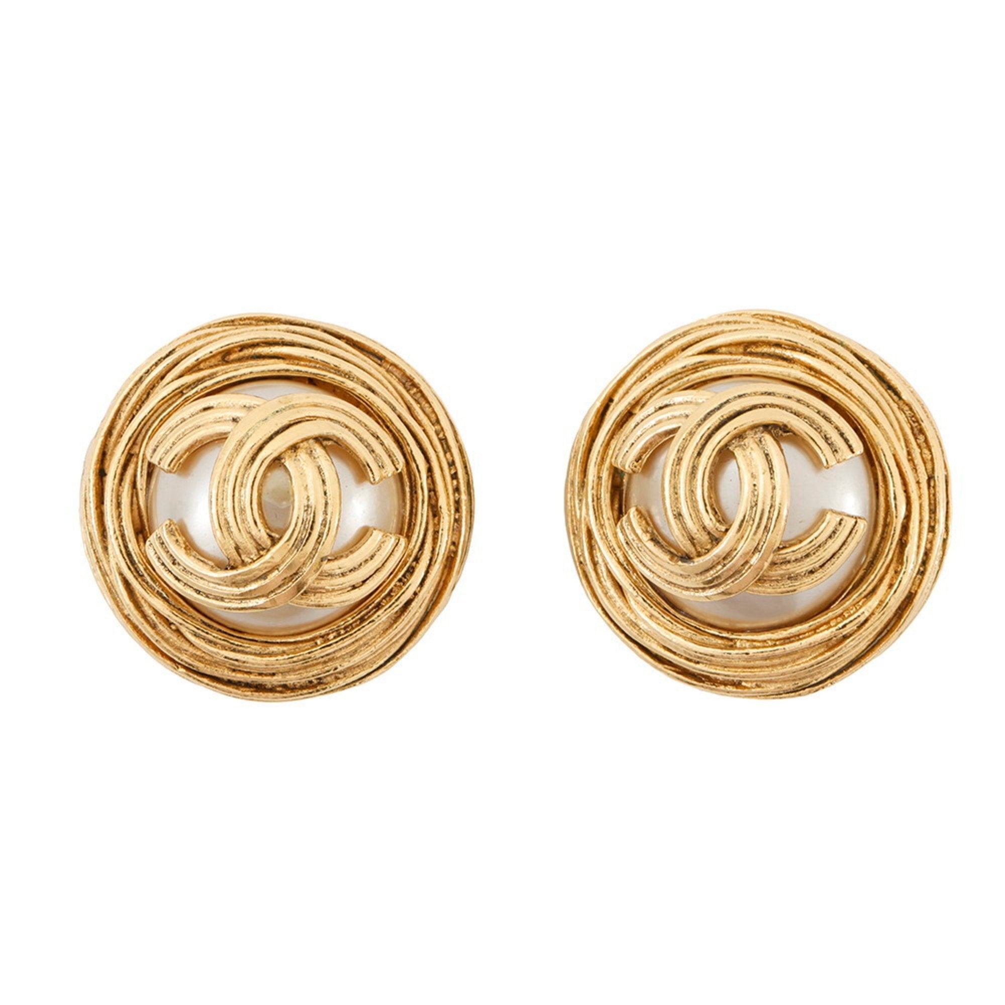 CC Logo Clip-On Earrings Metal Gold-Tone Metal