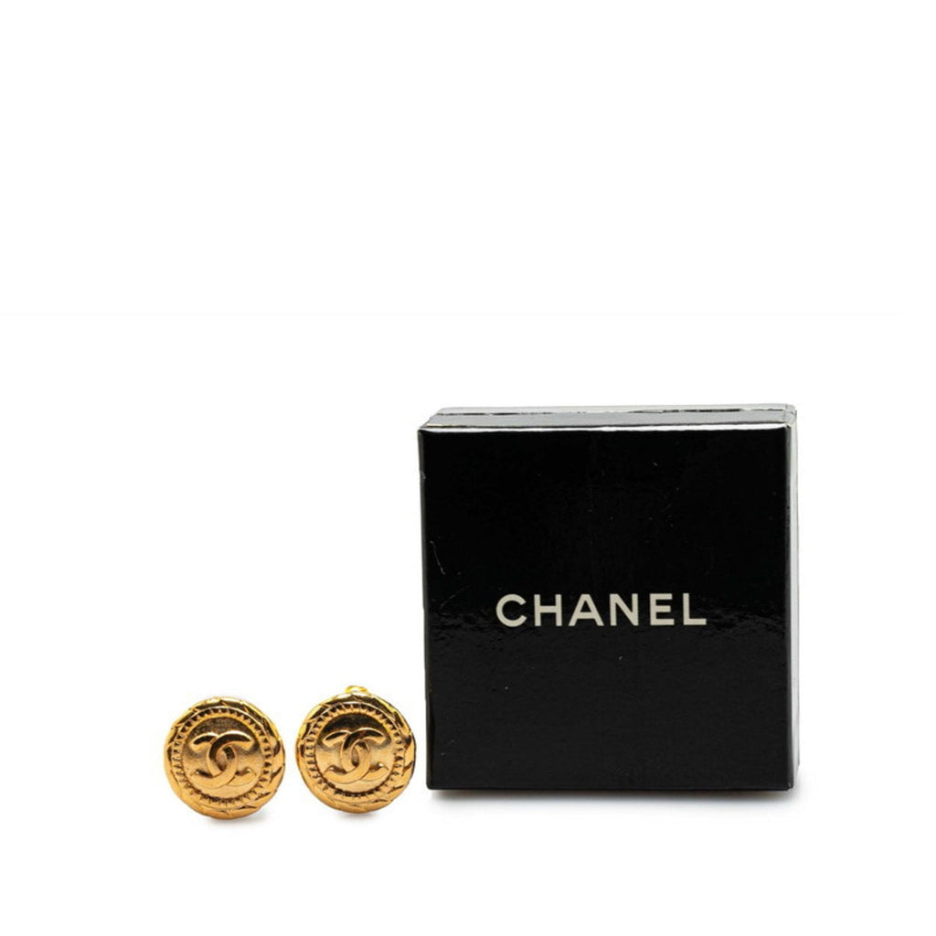 CC Logo Round Clip-On Earrings Metal Gold-Tone Metal