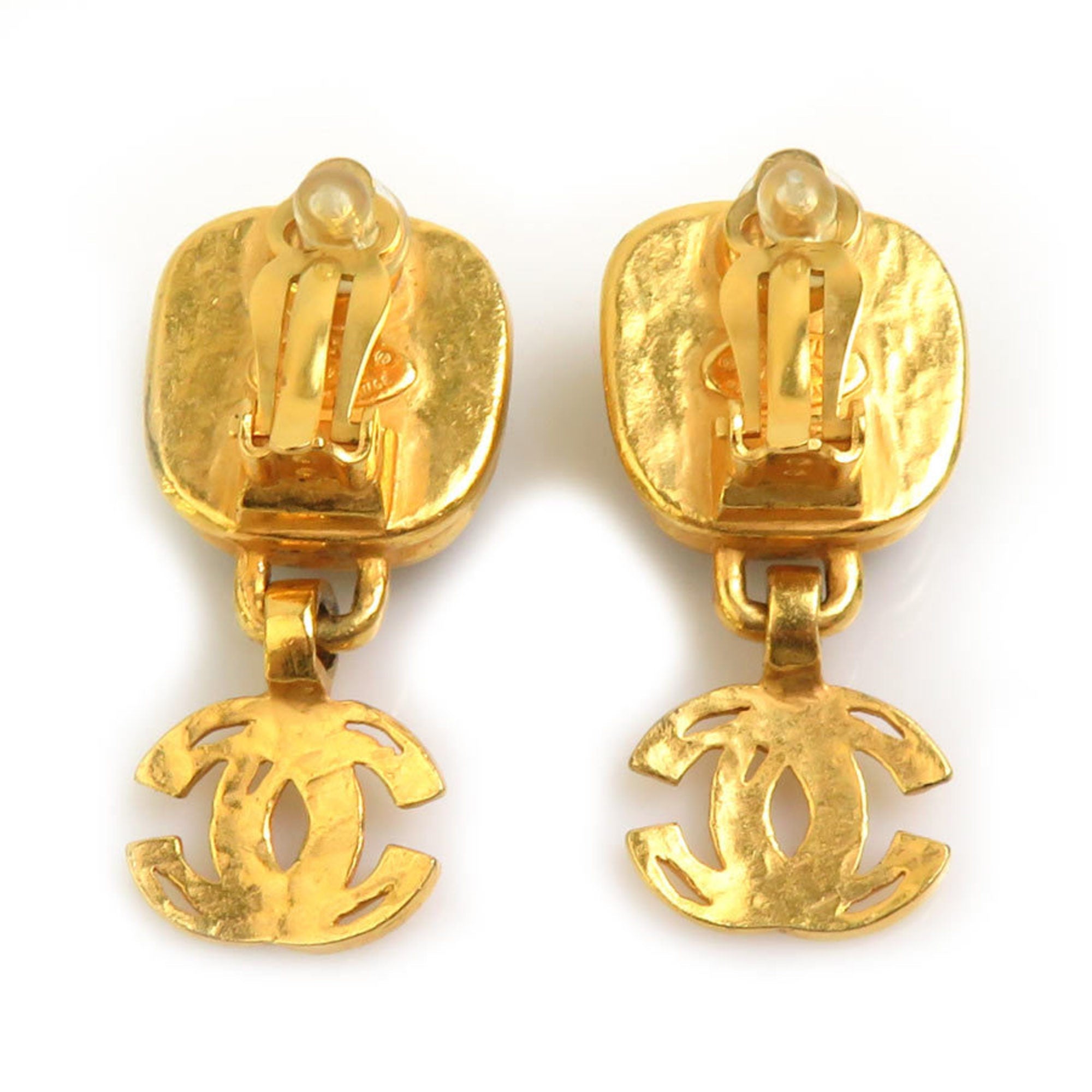 CC Logo Clip-On Earrings Gold-Tone Metal Gold-Tone Metal