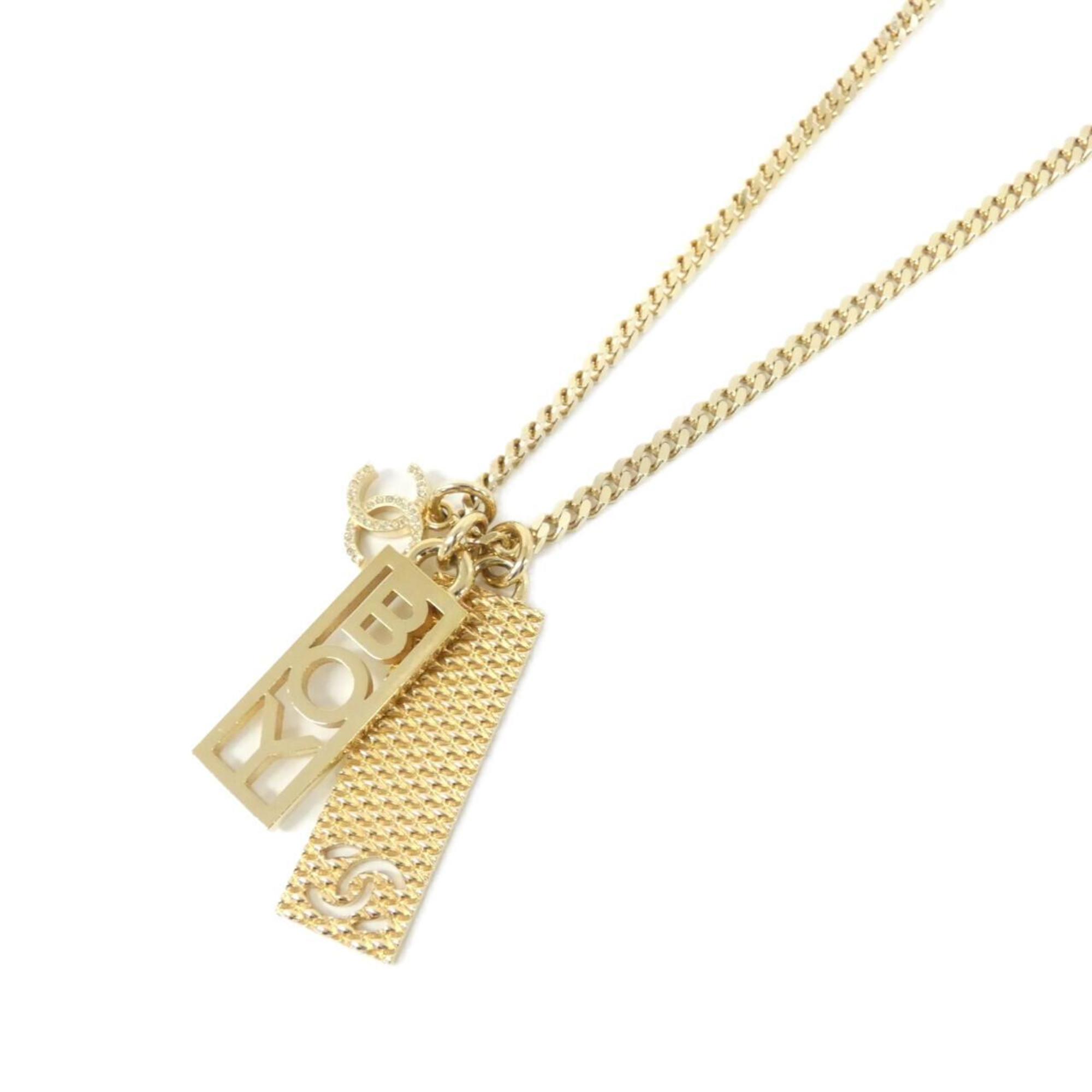 Pendant Necklace Metal with Crystal
