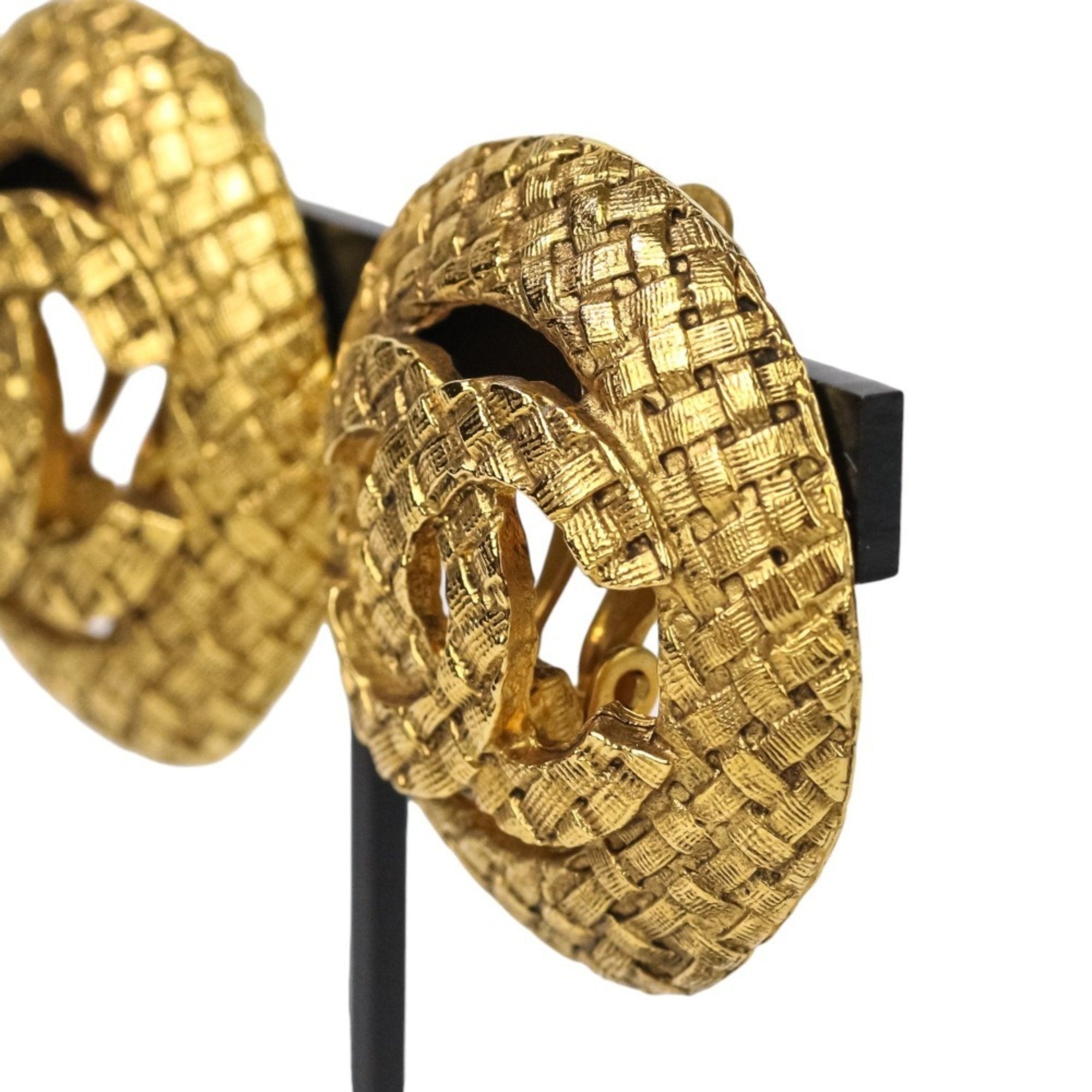 CC Logo Oval Clip-On Earrings Gold-Tone Metal