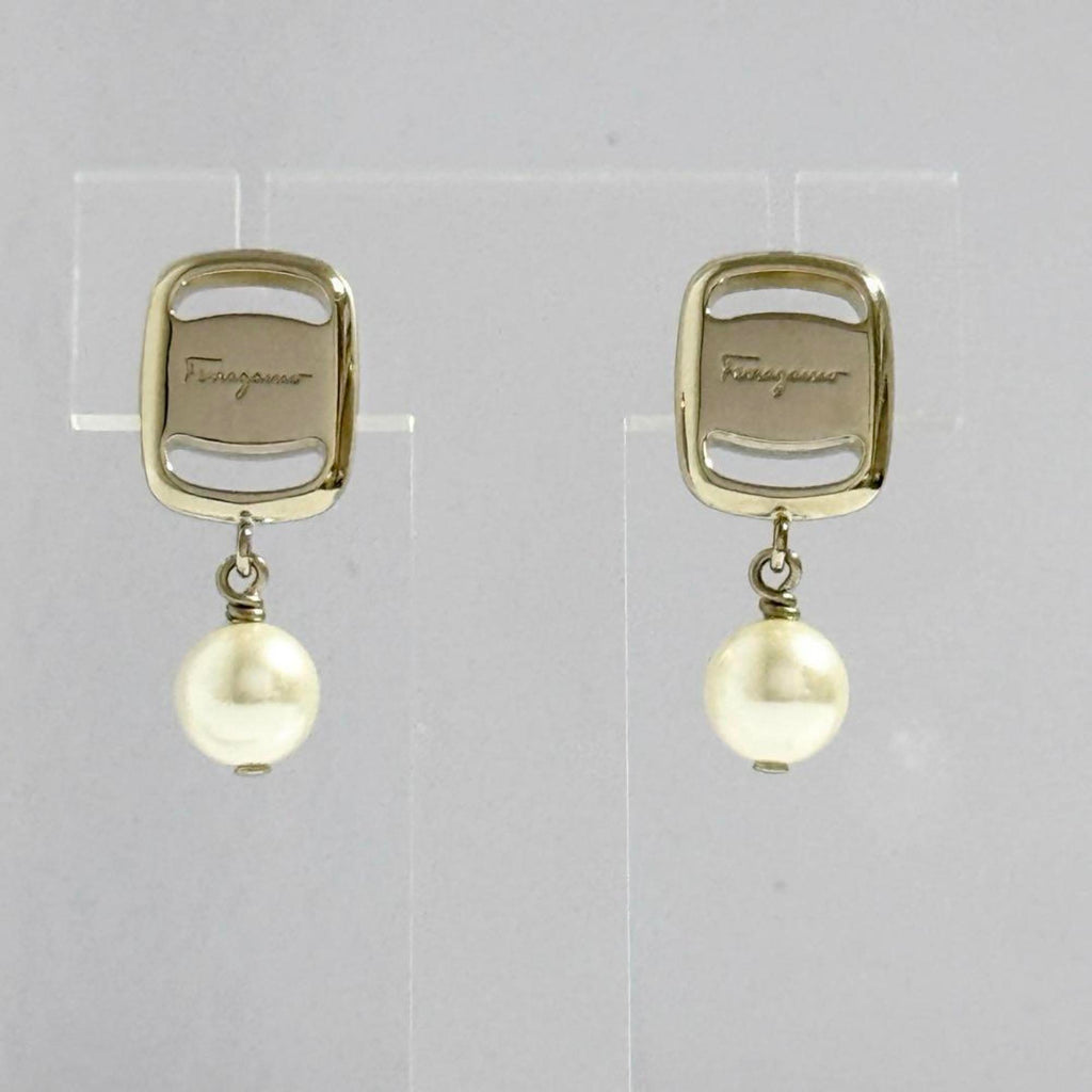 Pearl Earrings Metal