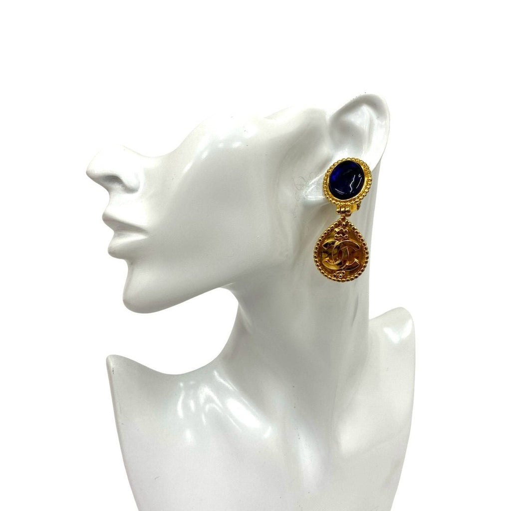 CC Logo Clip-On Earrings Metal Gold-Tone Metal
