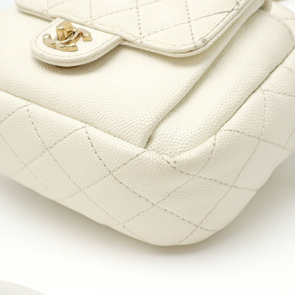 CC Day Camera Case Quilted Caviar Medium