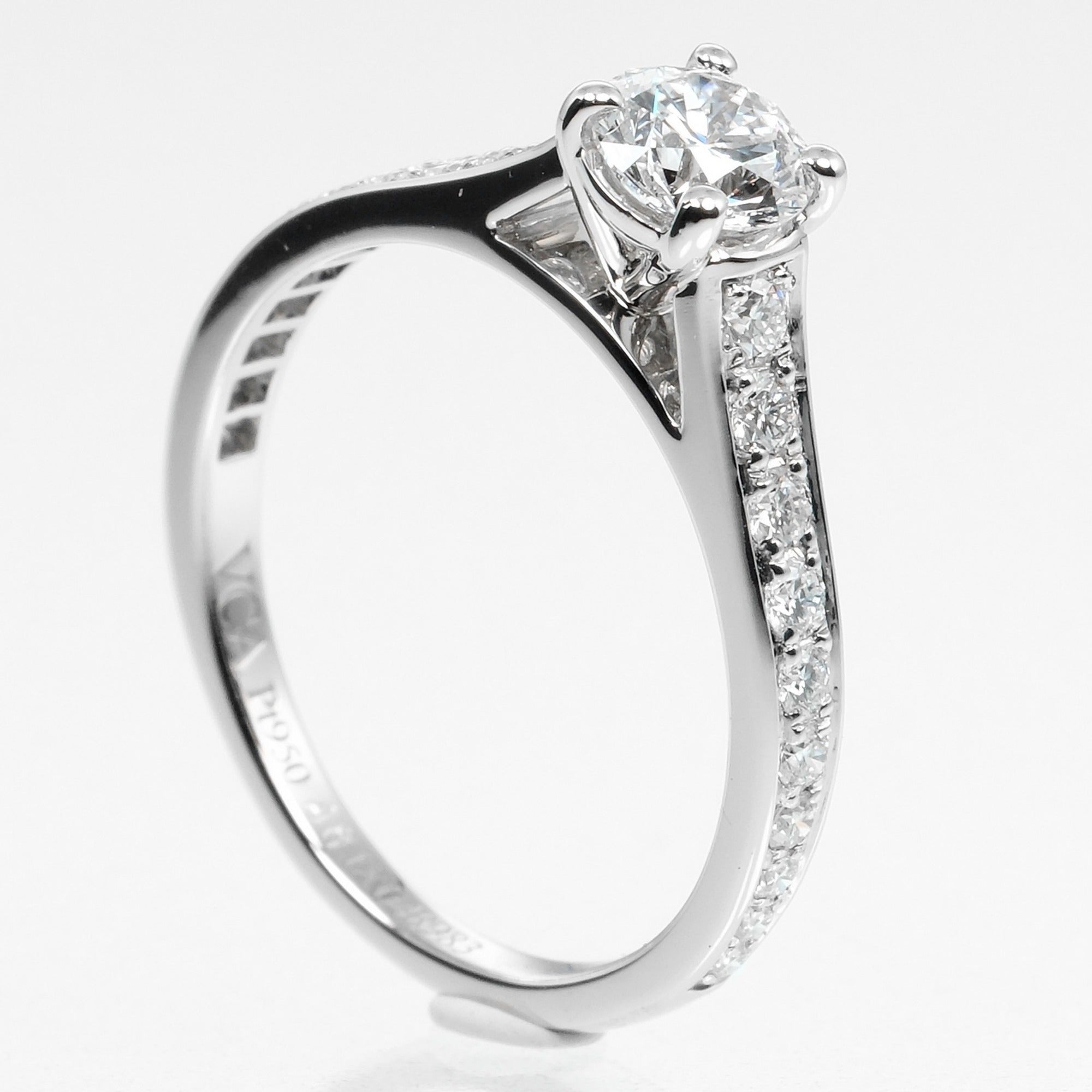 Romance Solitaire Ring Platinum with Diamond