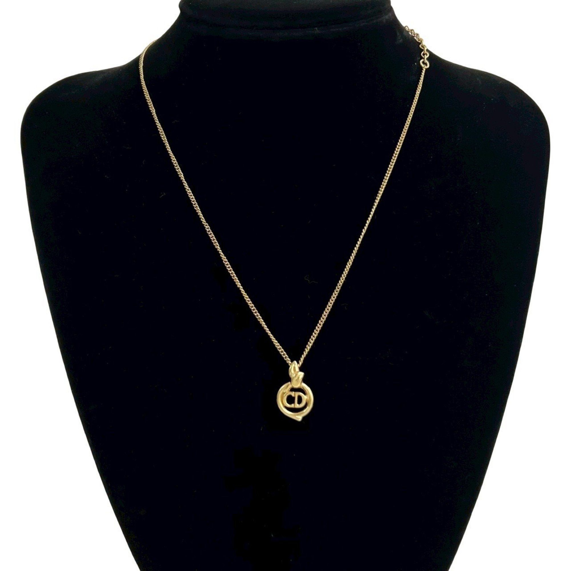 CD Pendant Necklace Gold