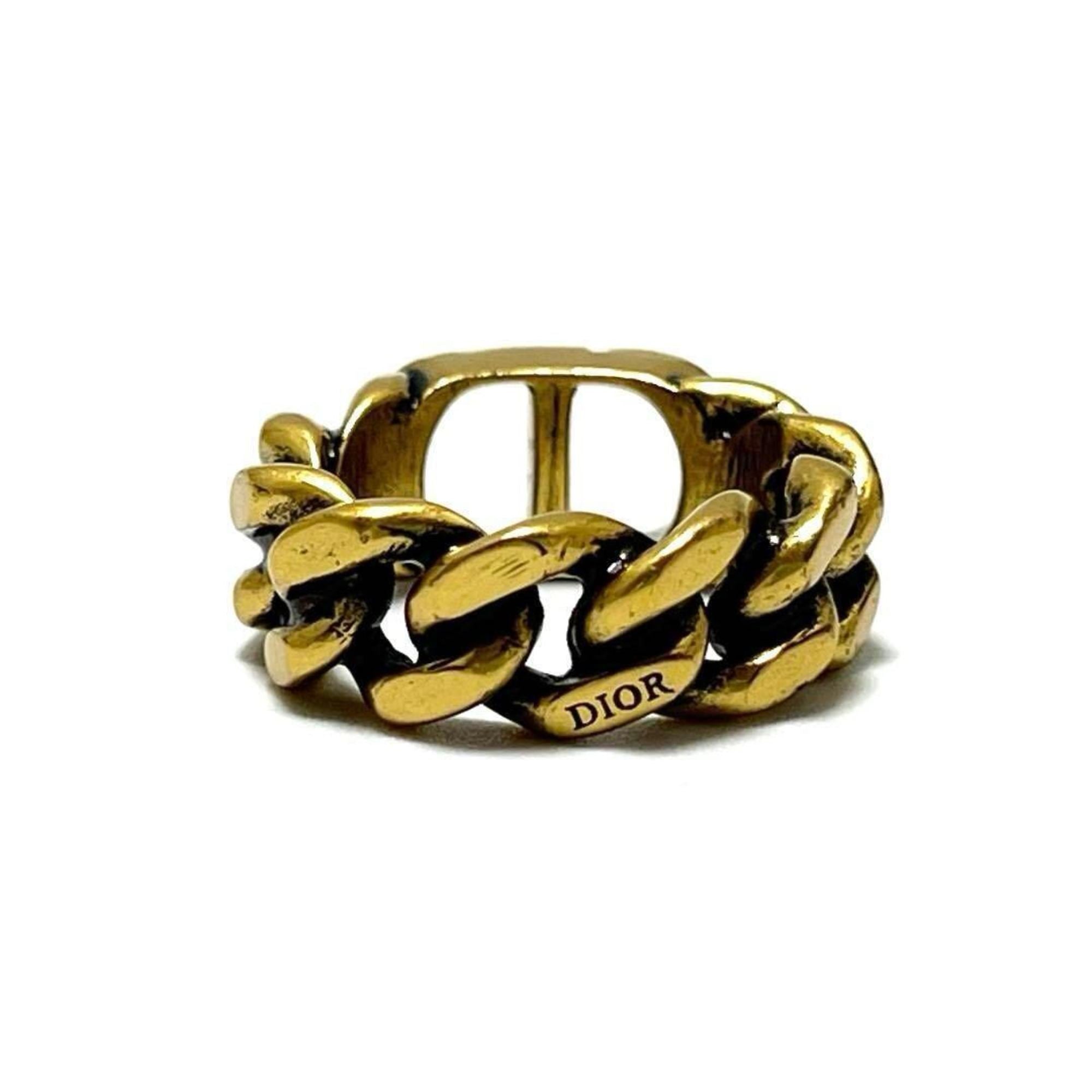 30 Montaigne Ring Metal