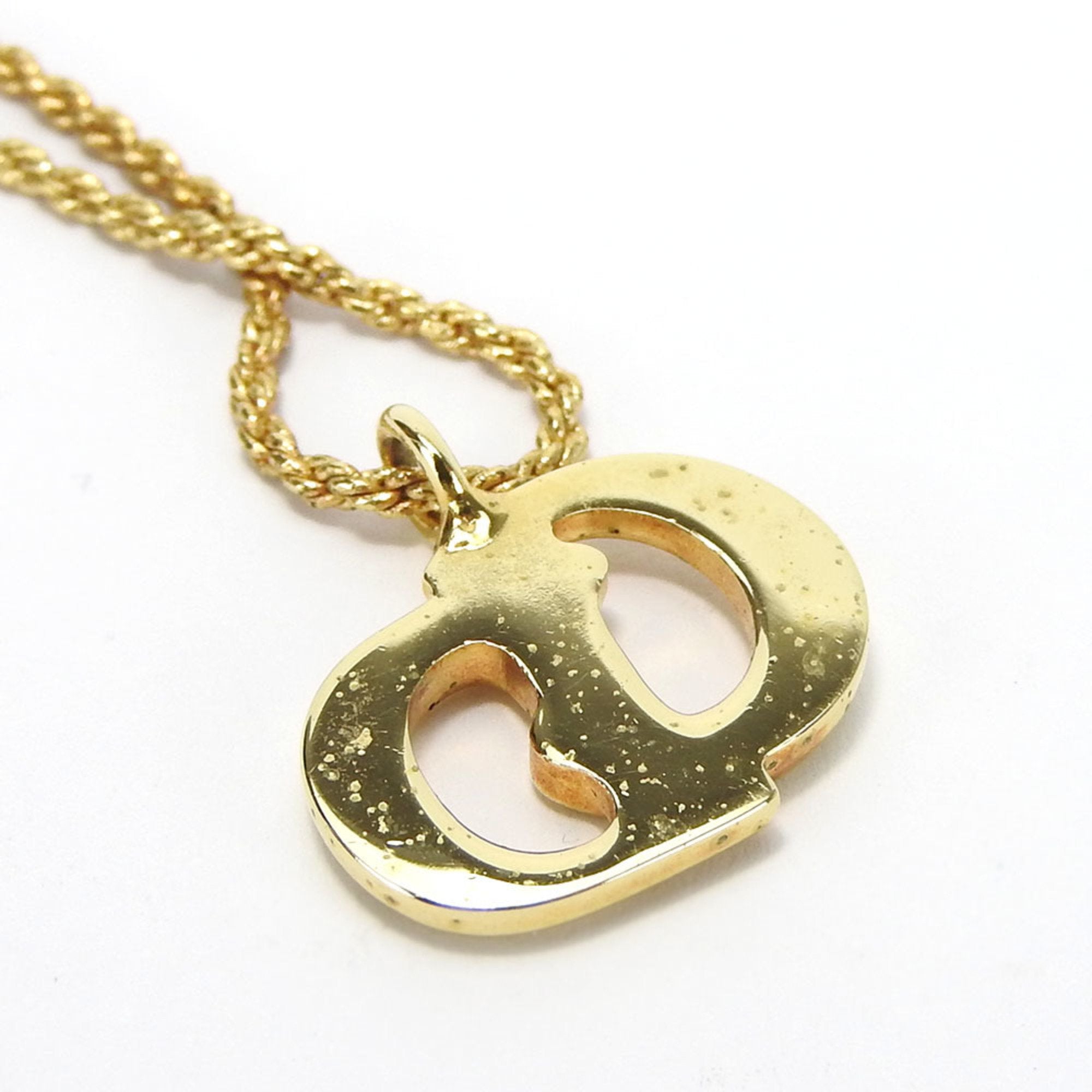 Pendant Necklace Metal Gold