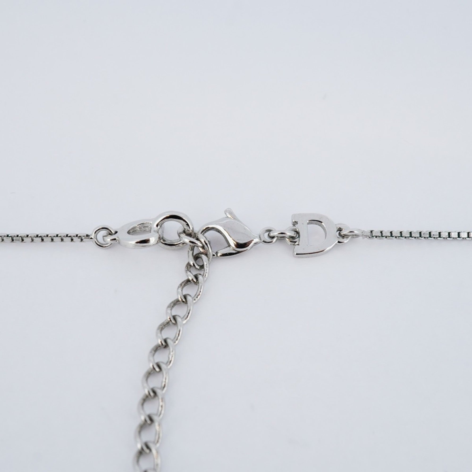 Pendant Necklace Metal Orange And Silver