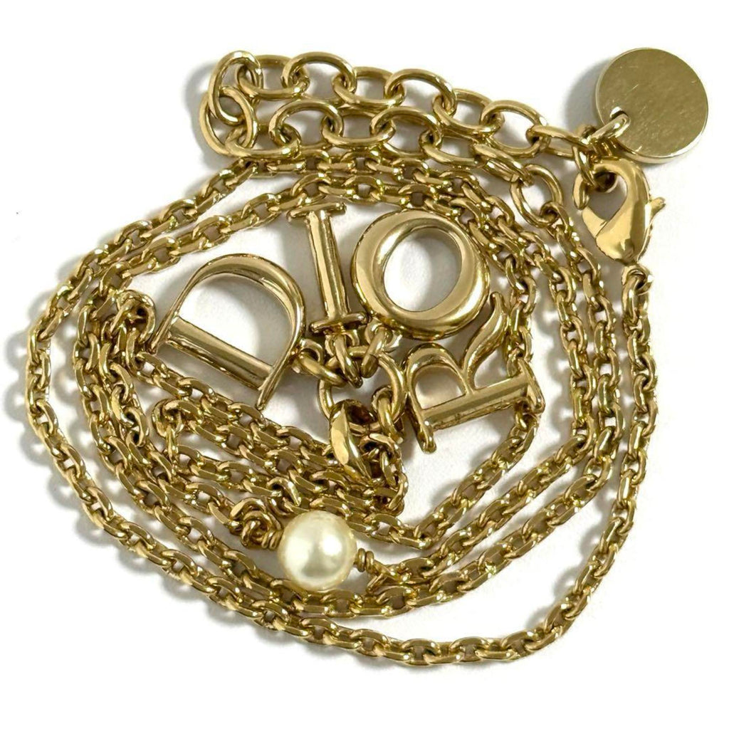Pendant Necklace Artificial Pearl and Metal