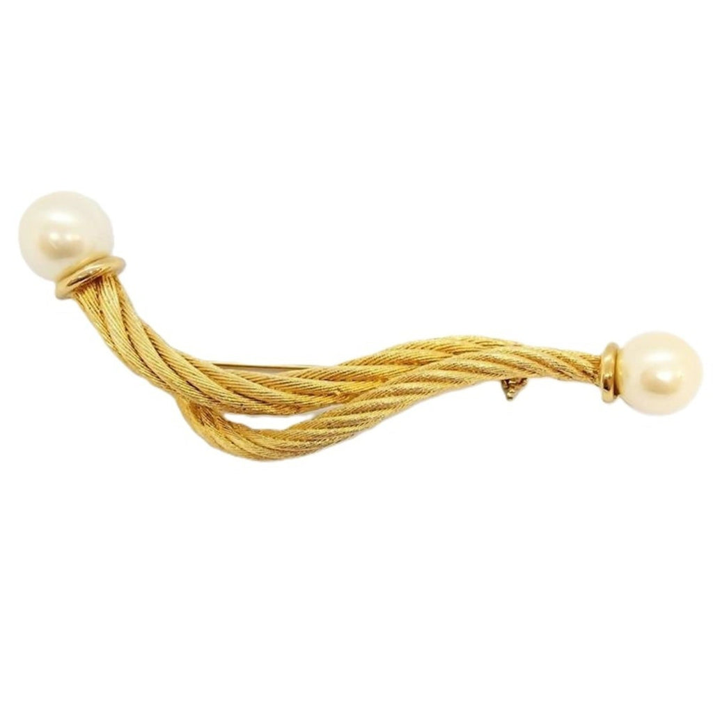 Brooch With Fake Pearl