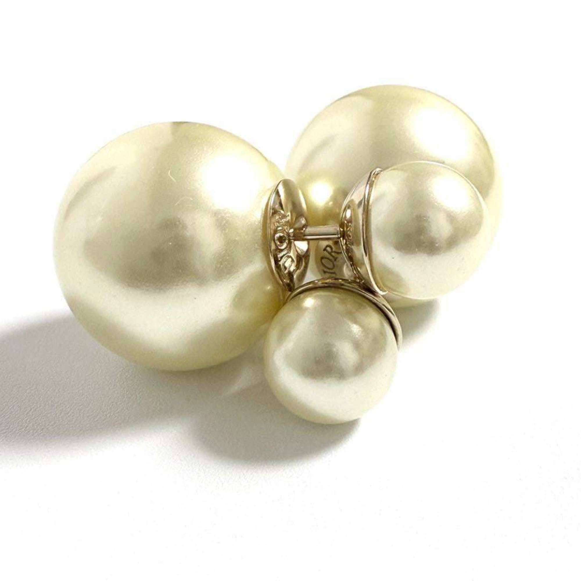 Tribal Earrings Artificial Pearl and Metal