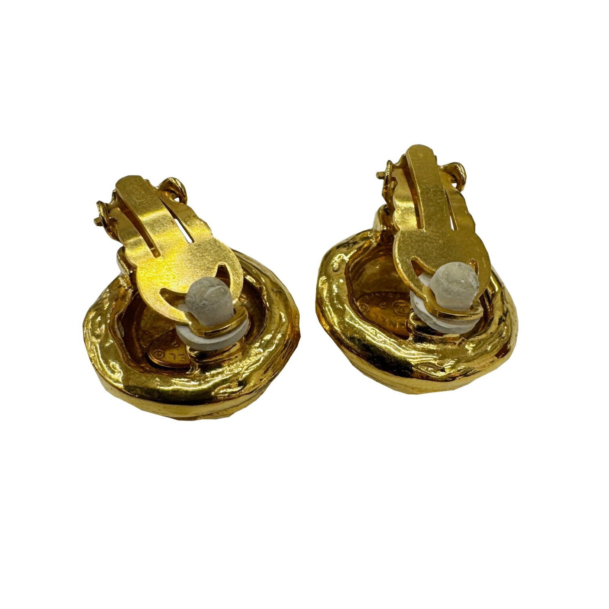 CC Logo Clip-On Earrings Metal Gold-Tone Metal