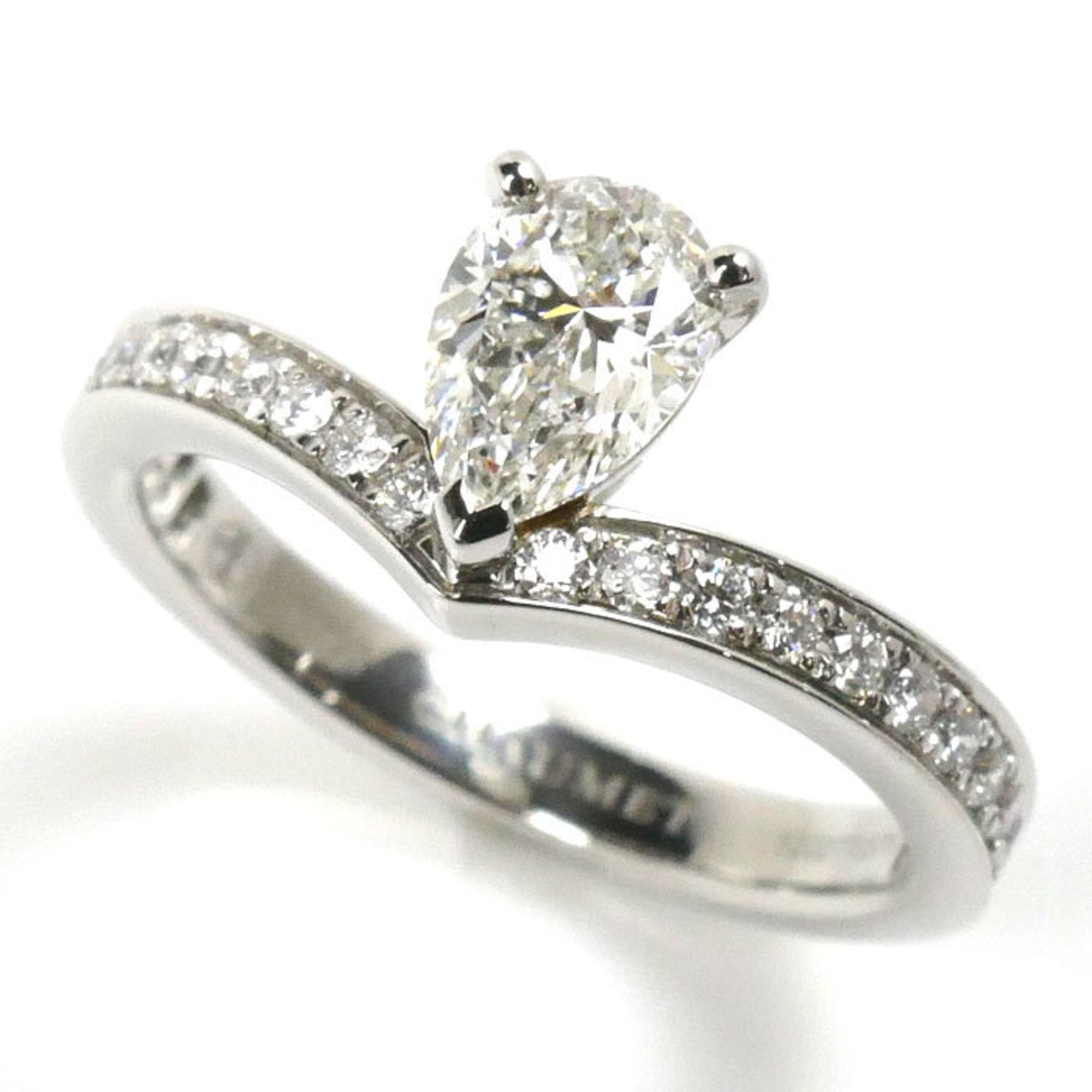 Ring Platinum with Diamond