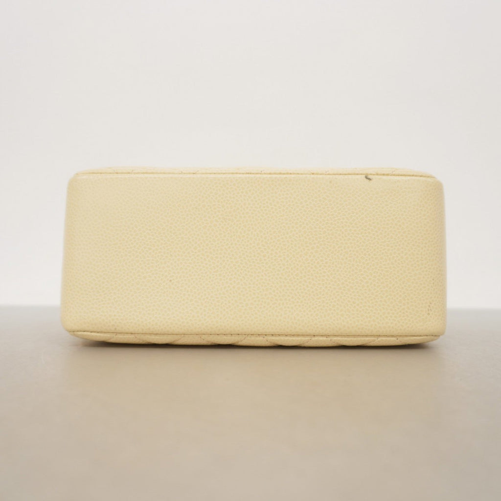 Petite Timeless Tote Quilted Caviar