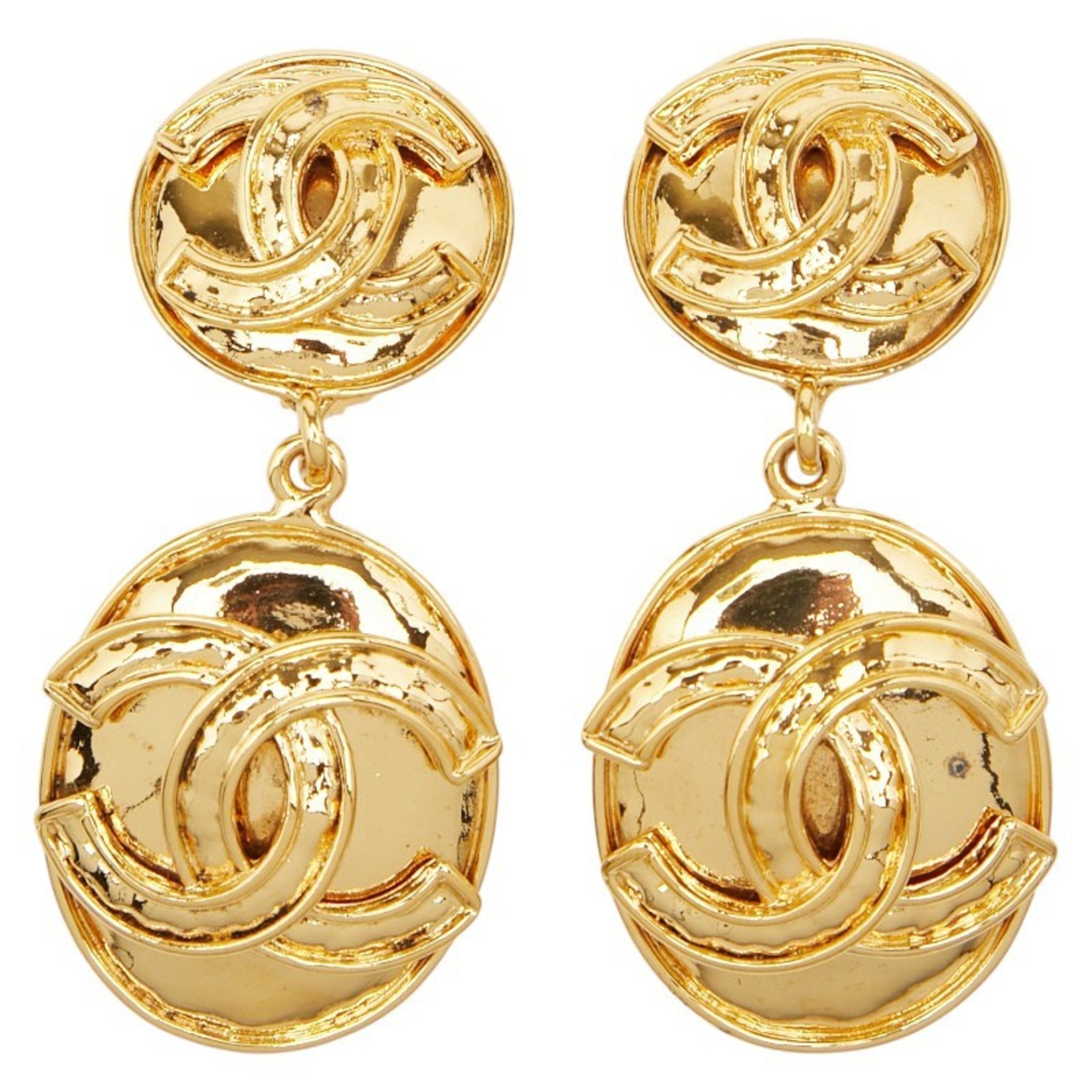 CC Logo Clip-On Earrings Metal Gold-Tone Metal