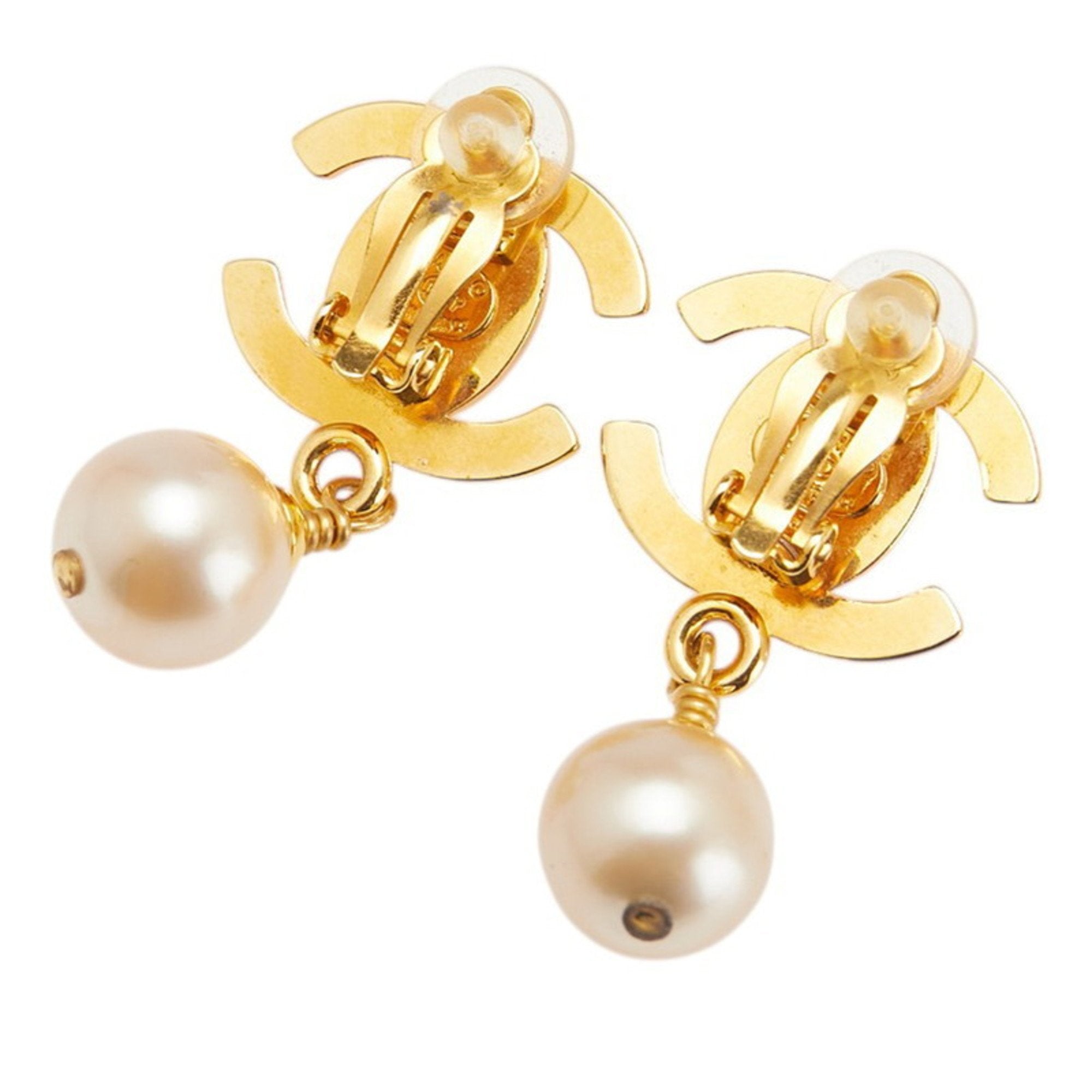 CC Logo Turnlock Clip-On Earrings Metal Gold-Tone Metal
