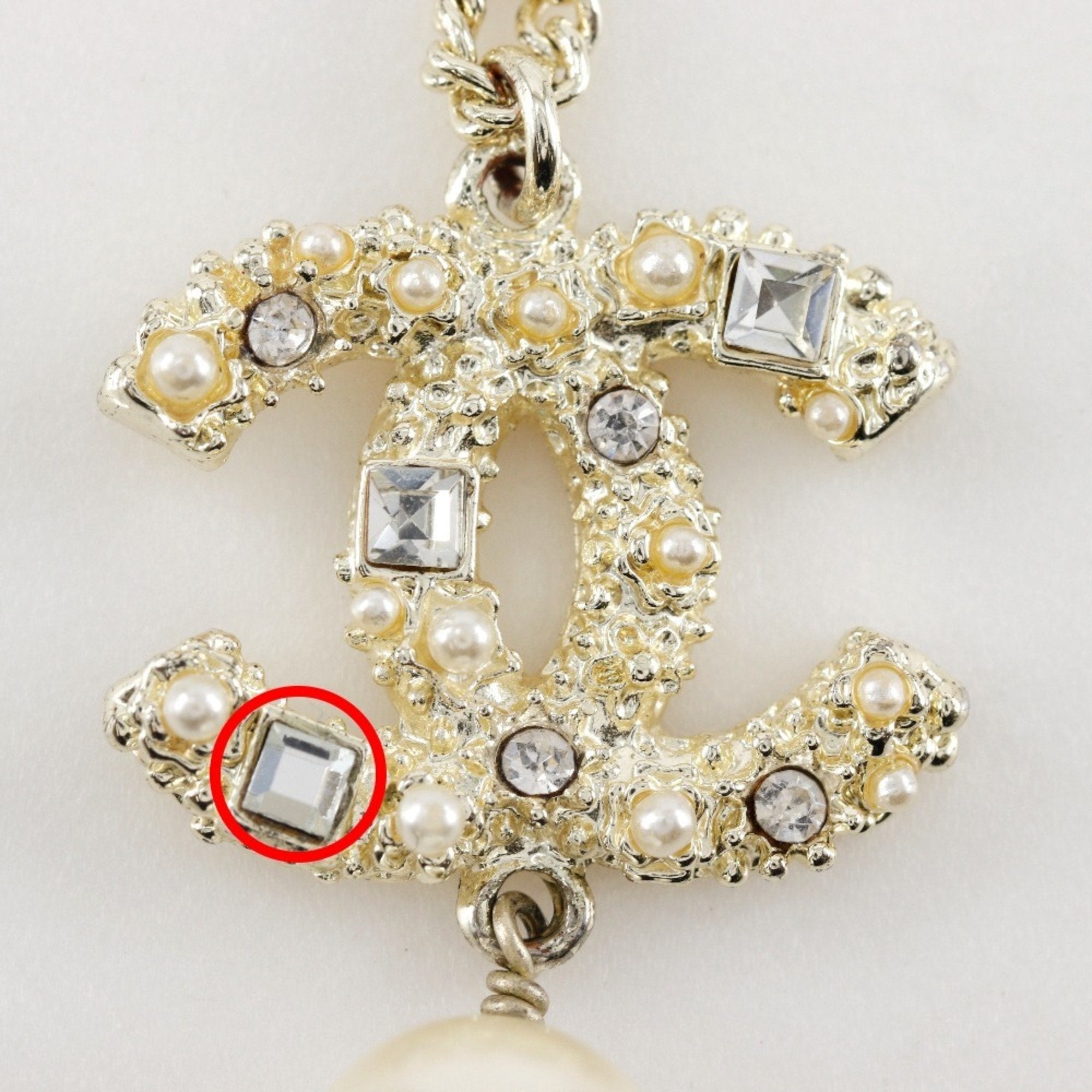 CC Logo Pendant Necklace Metal