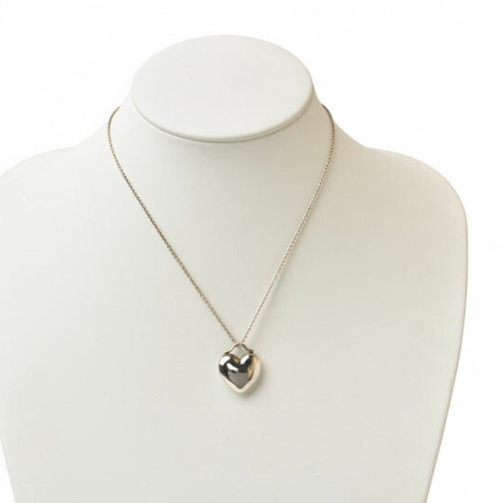 Sentimental Pendant Necklace Sterling Silver Heart Motif