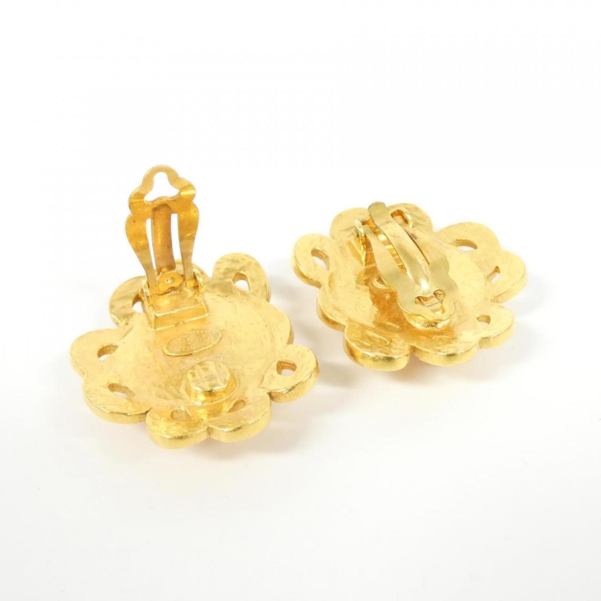 Clip-On Earrings Clip-On