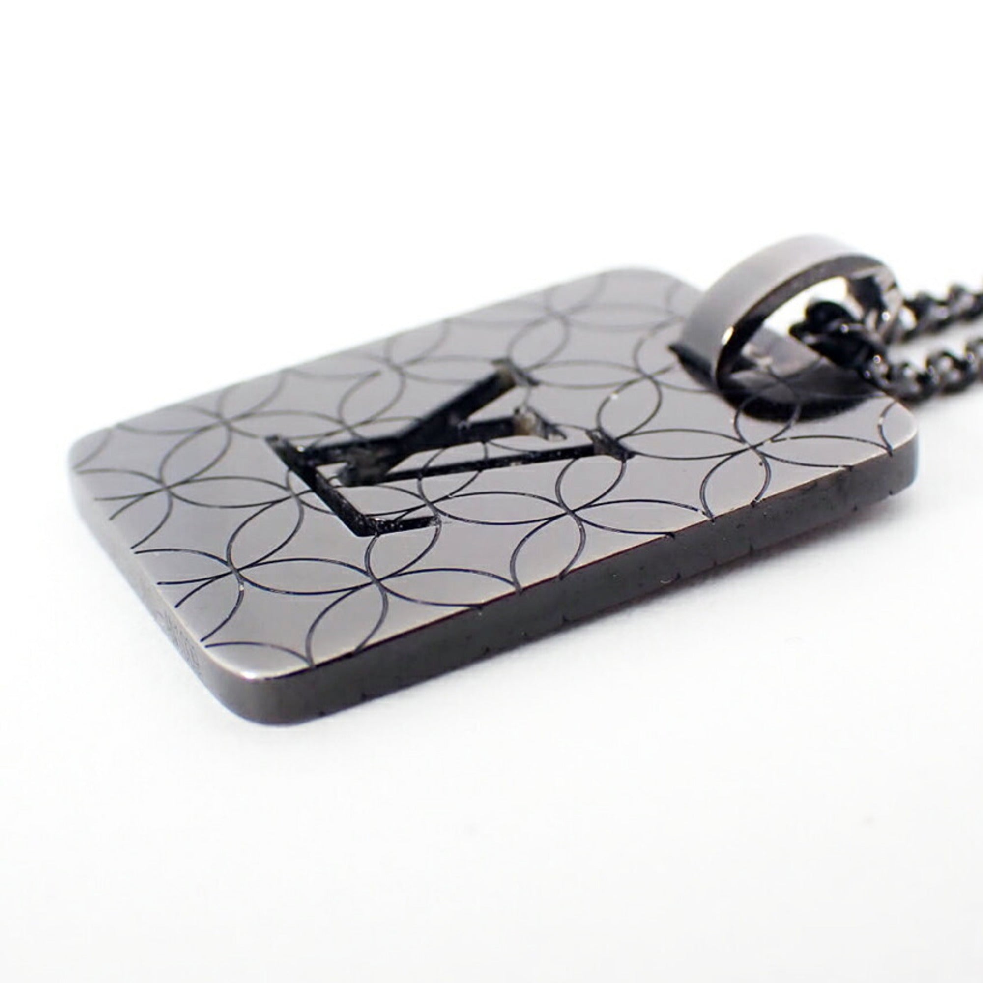 Champs Elysees Pendant Necklace Metal Black