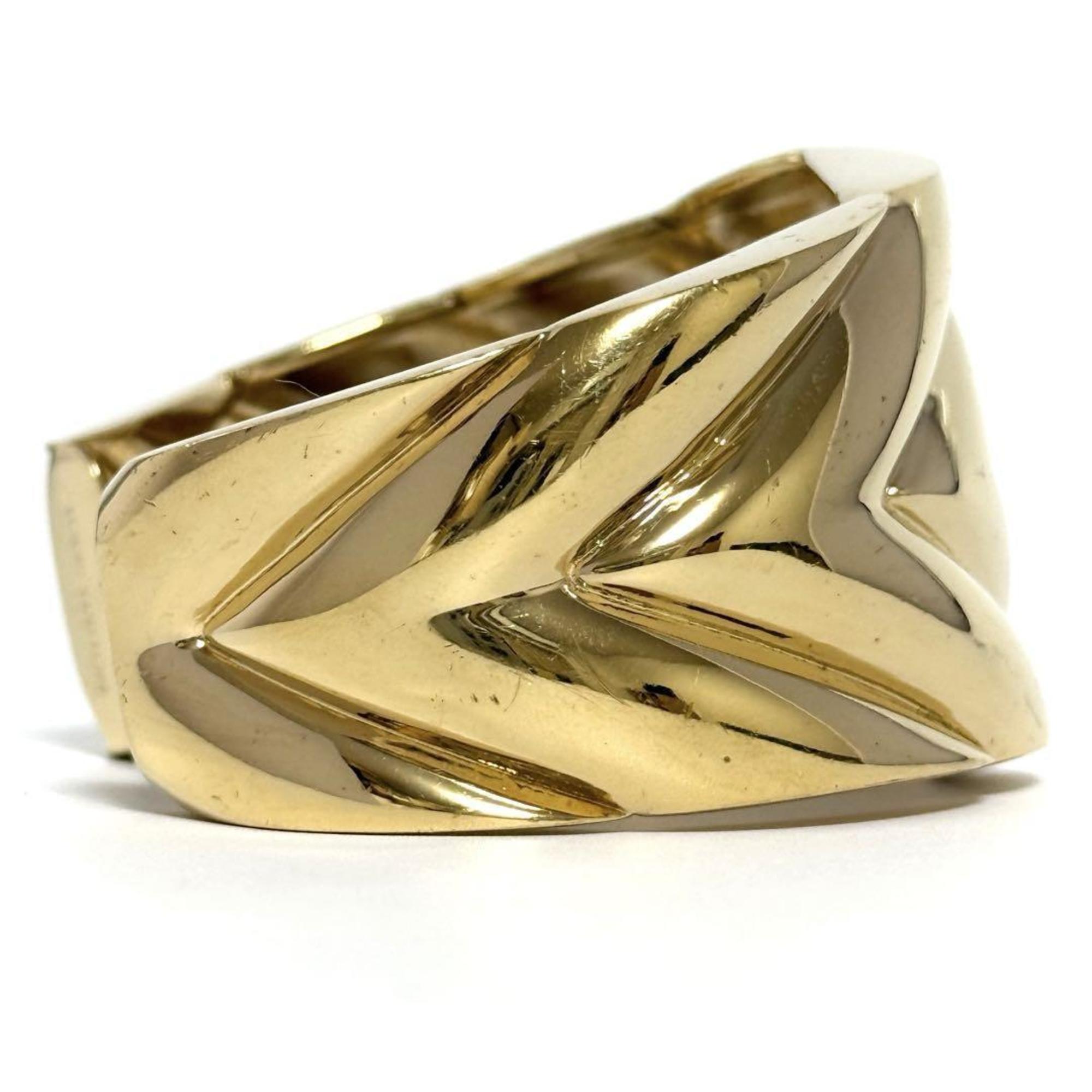 Wide V Motif Bracelet Metal