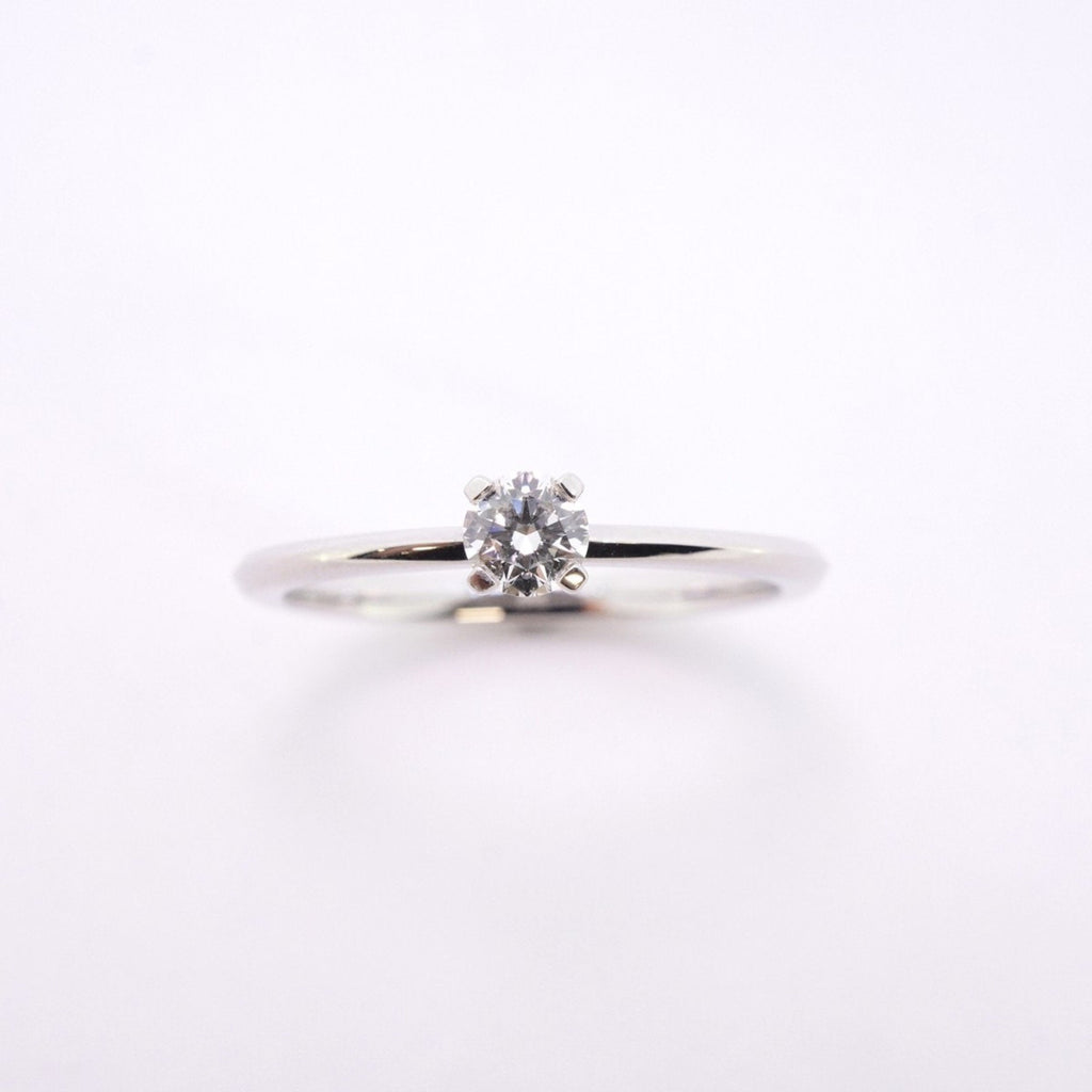 True Ring Platinum with Diamond