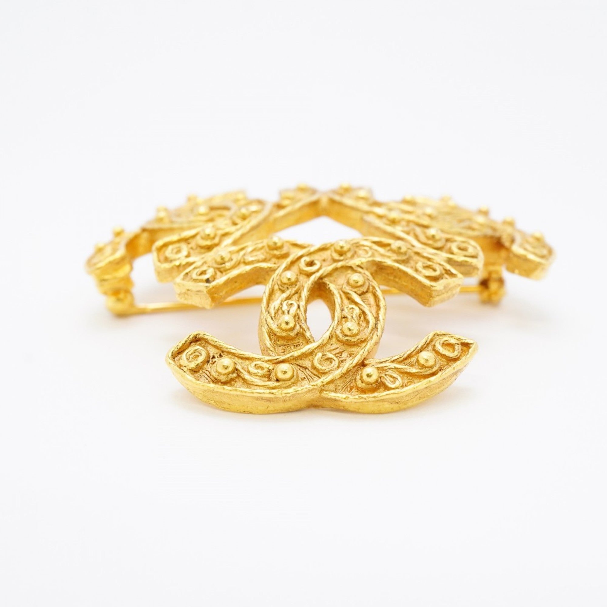 Triple Brooch Metal
