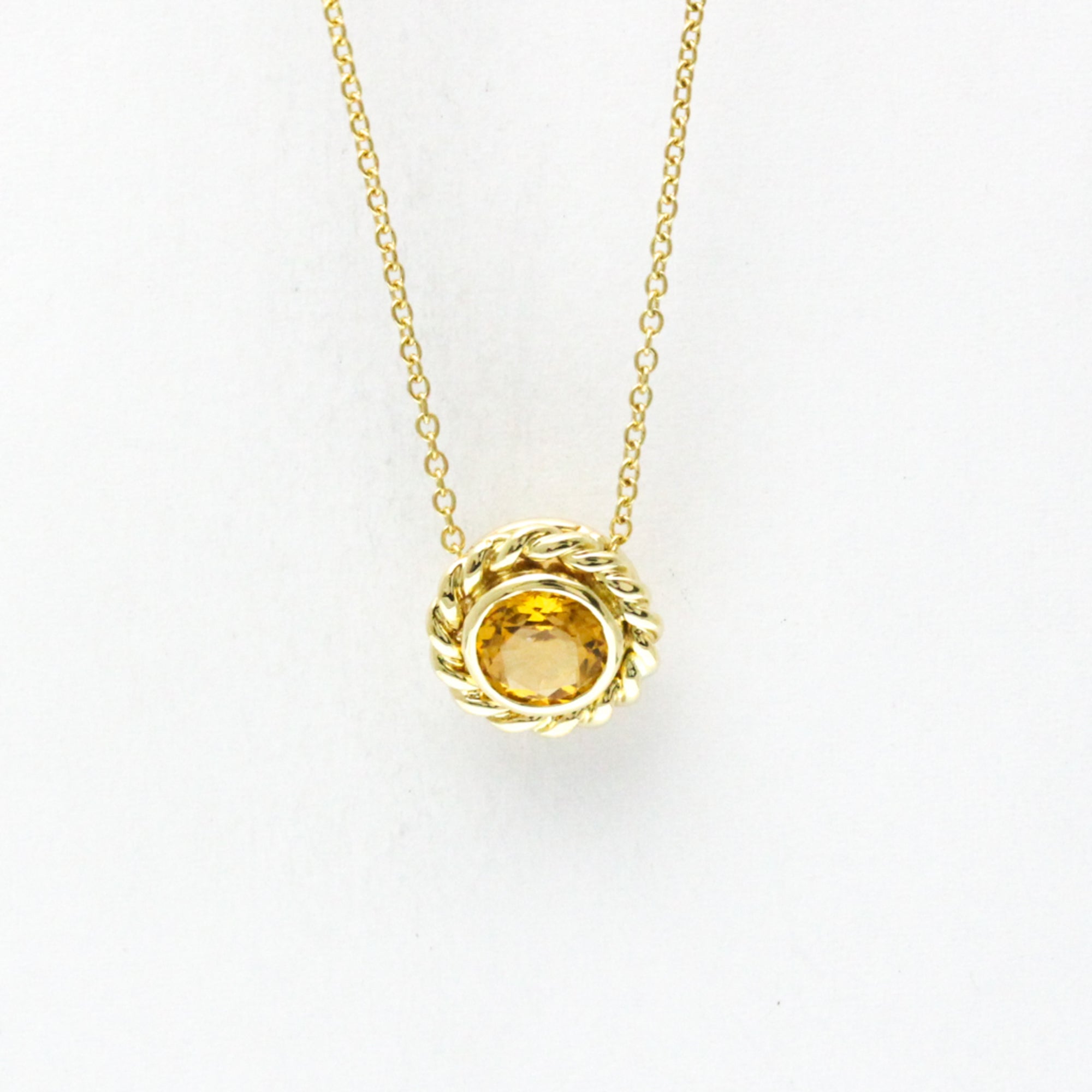 Pendant Necklace 18K Yellow Gold with Citrine