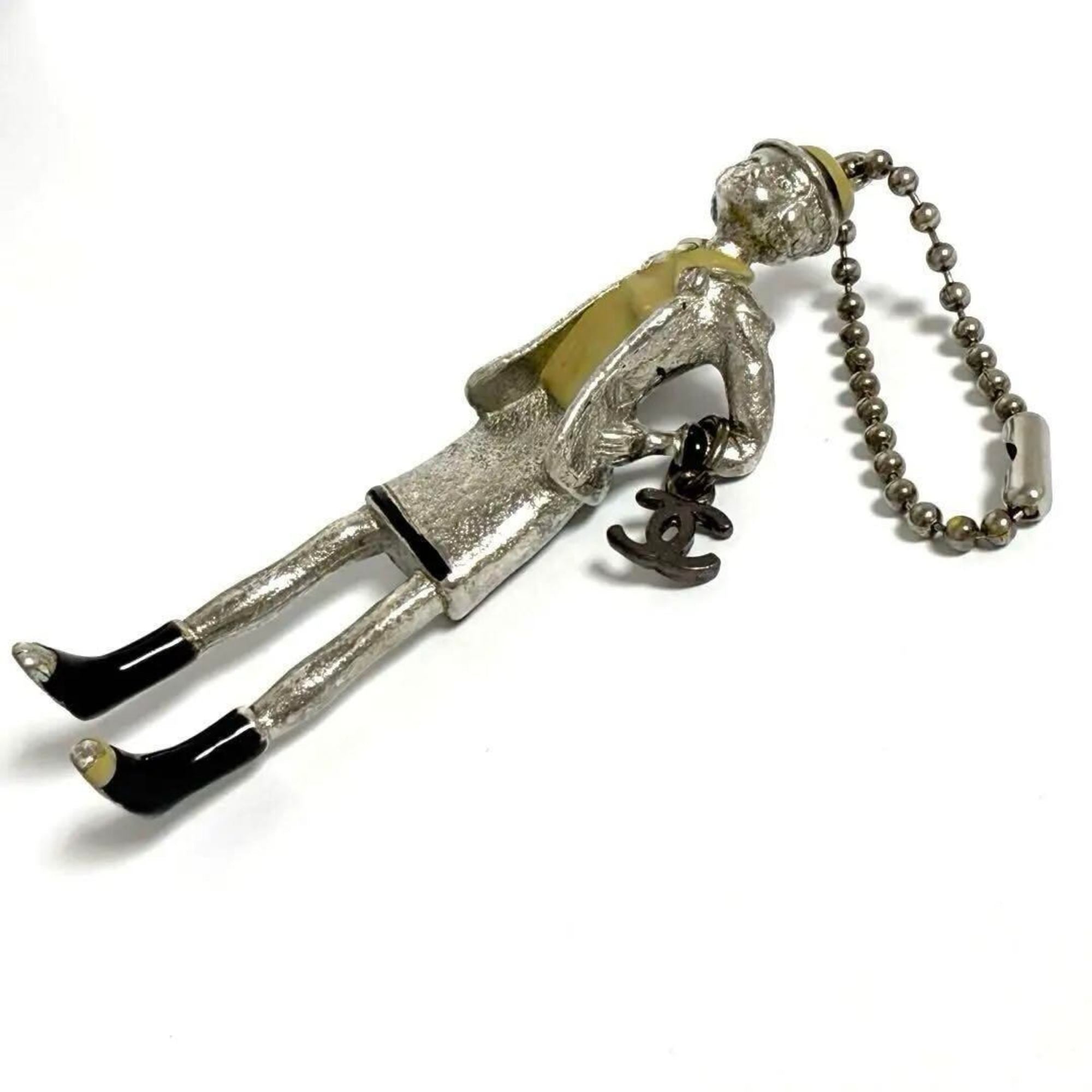 Vintage Mademoiselle Pendant Necklace Metal