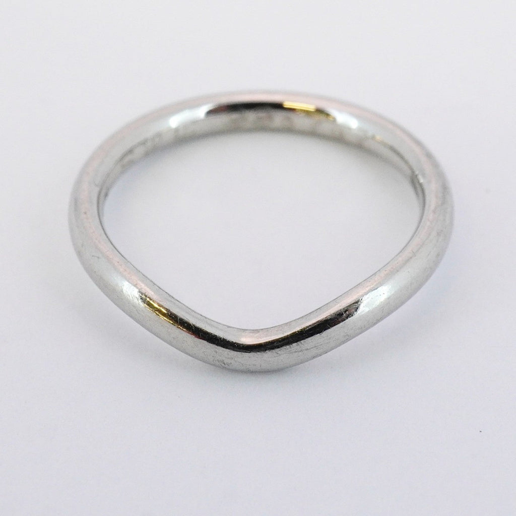 Curved Band Ring Platinum