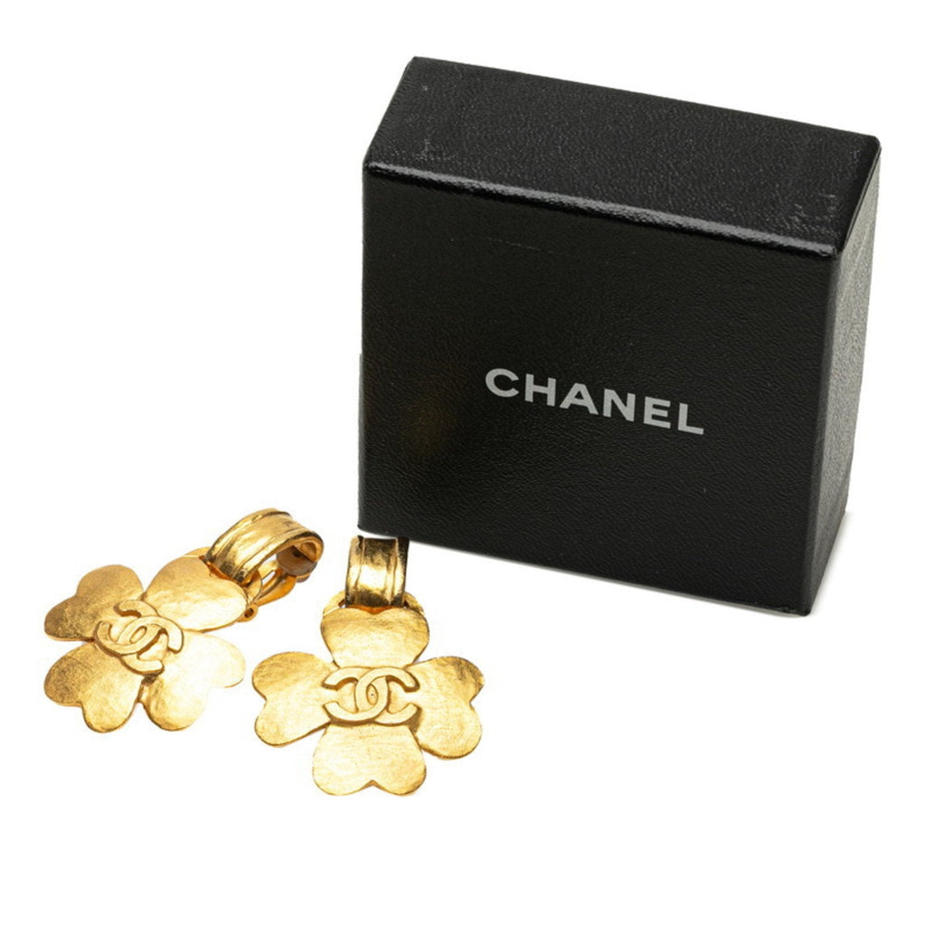 CC Logo Clover Clip-On Earrings Metal Gold-Tone Metal