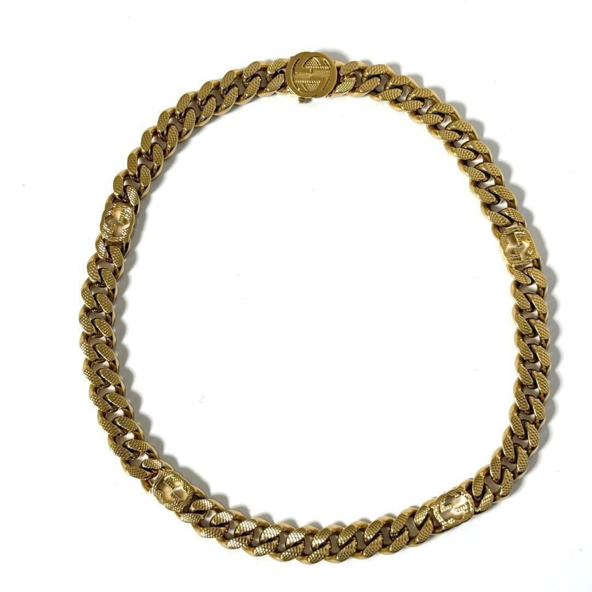 Pendant Necklace Metal Interlocking Gormet Chain