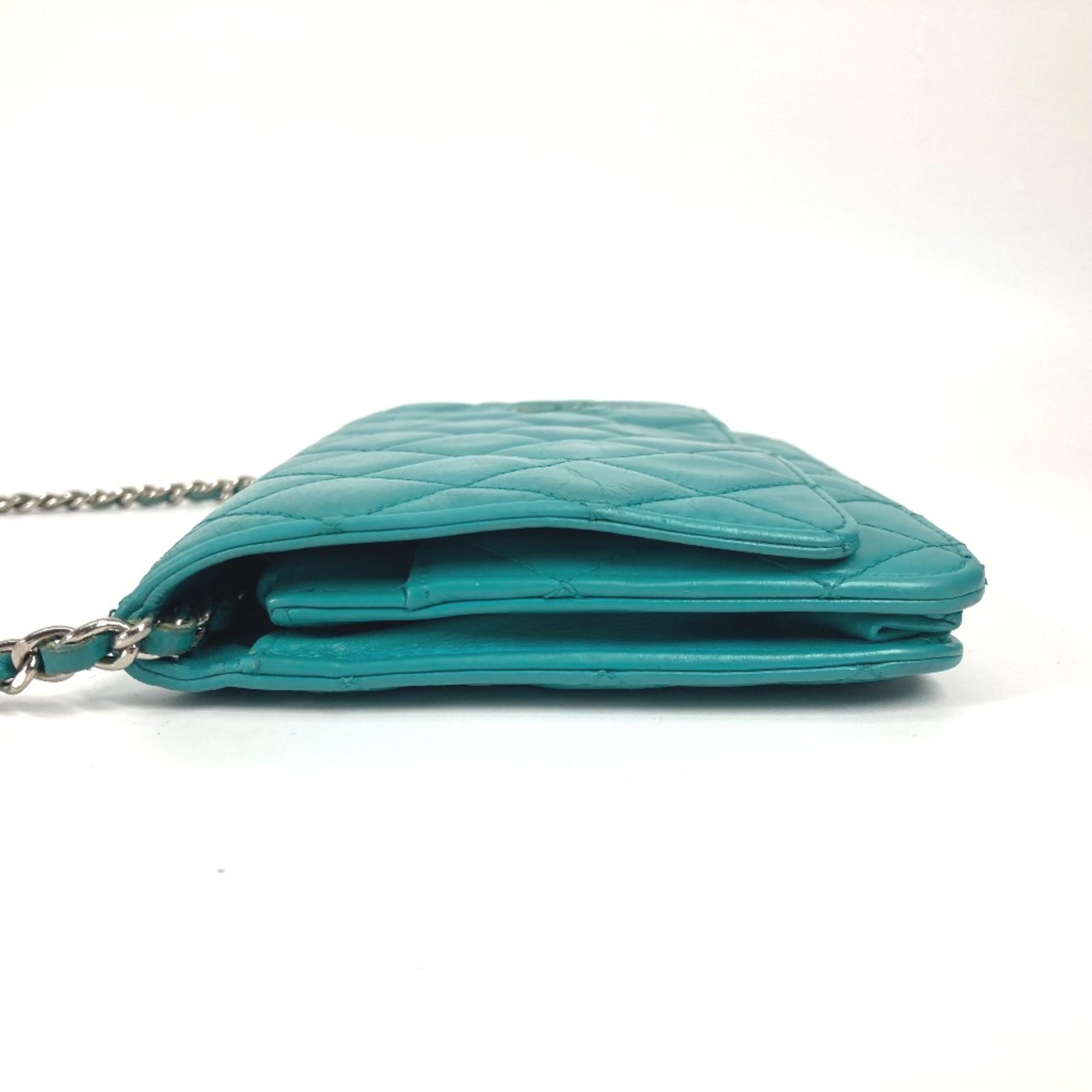 Wallet on Chain Quilted Lambskin