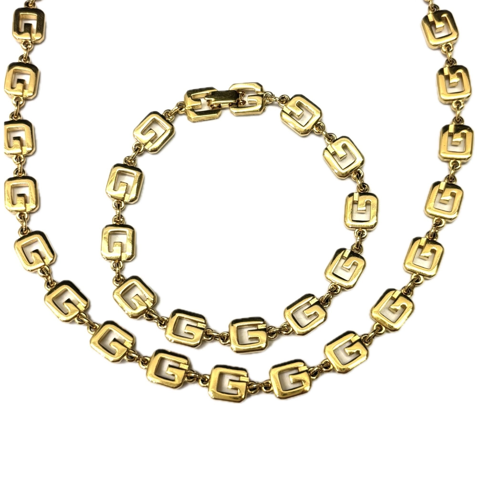 Bracelet Gold-Tone Metal