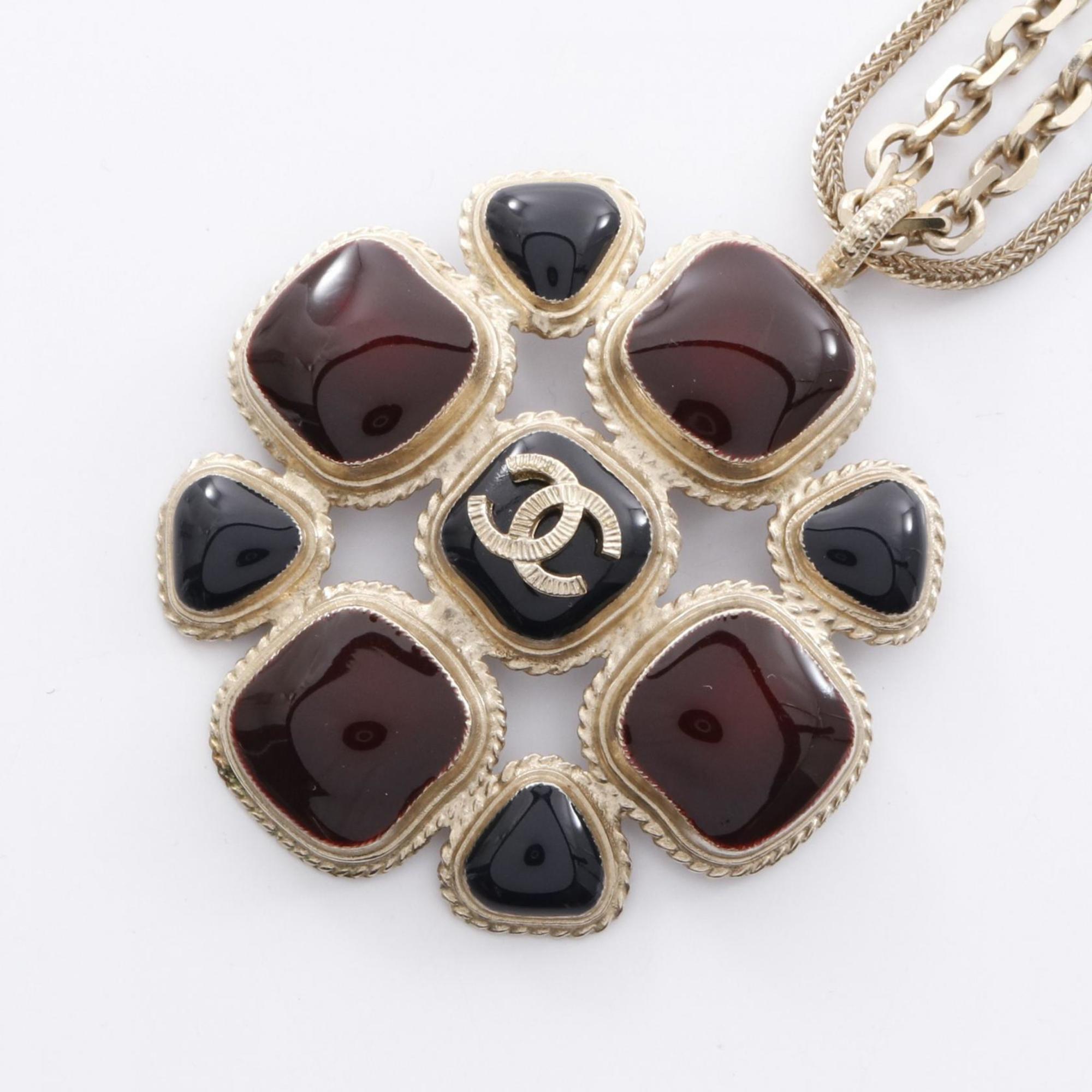 CC Logo Pendant Necklace Metal