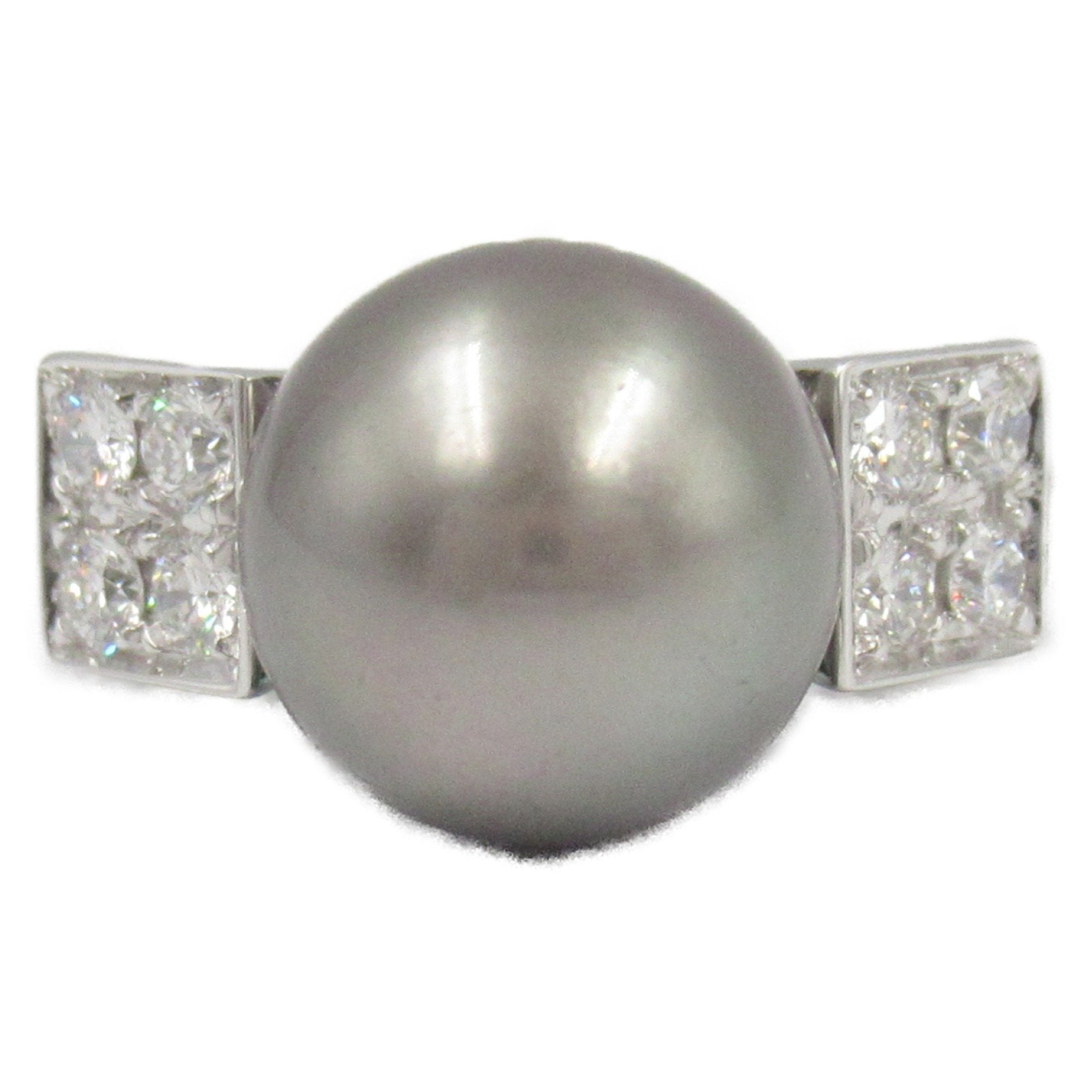 Lucia Ring 18K White Gold with Black Pearl and Diamond