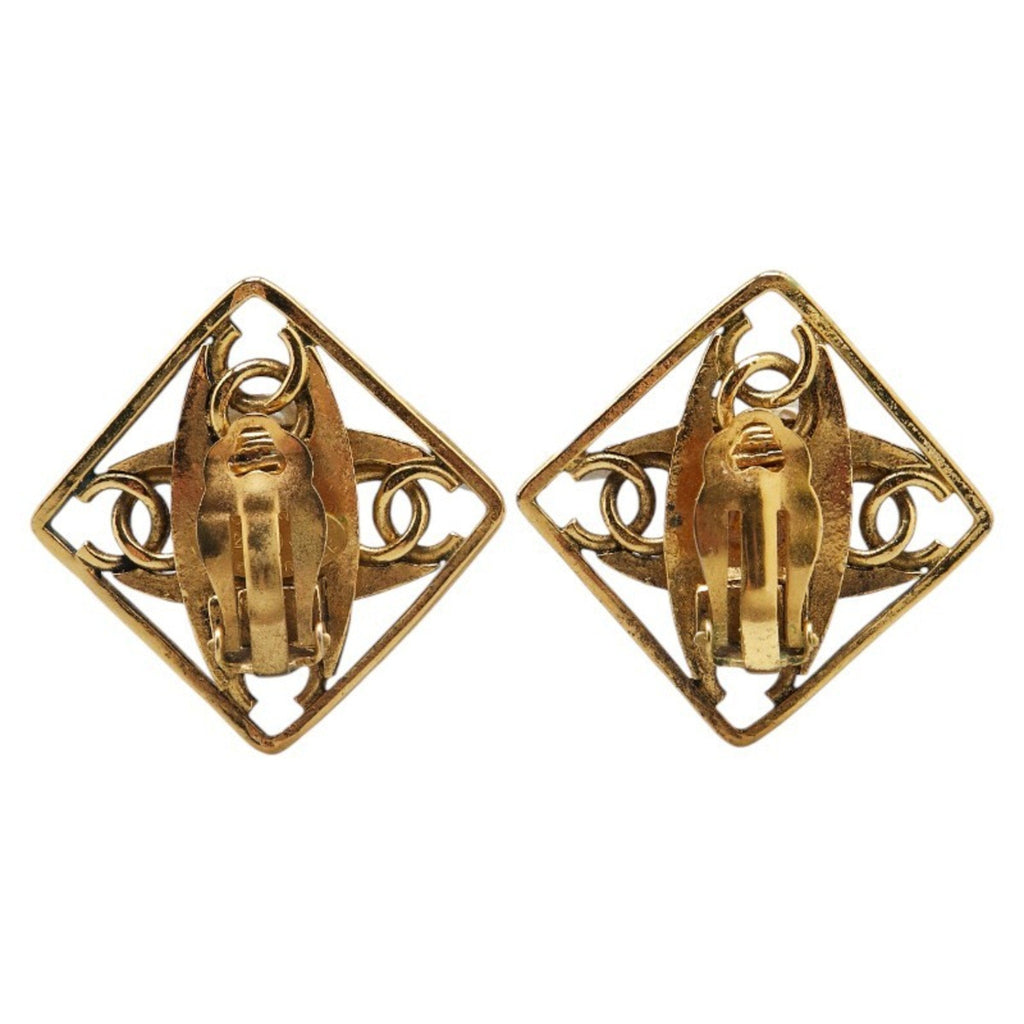 CC Logo Clip-On Earrings Metal Gold-Tone Metal