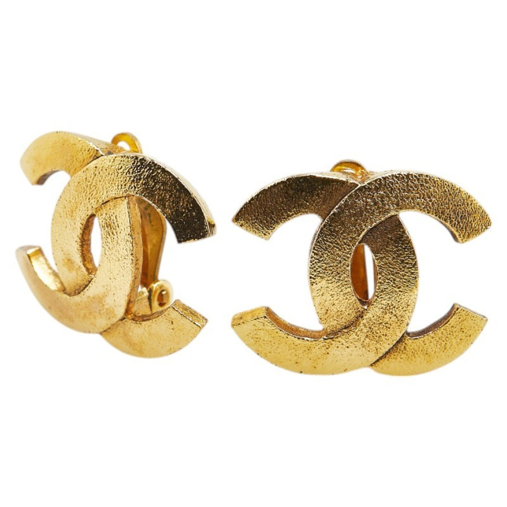 CC Logo Clip-On Earrings Metal Gold-Tone Metal