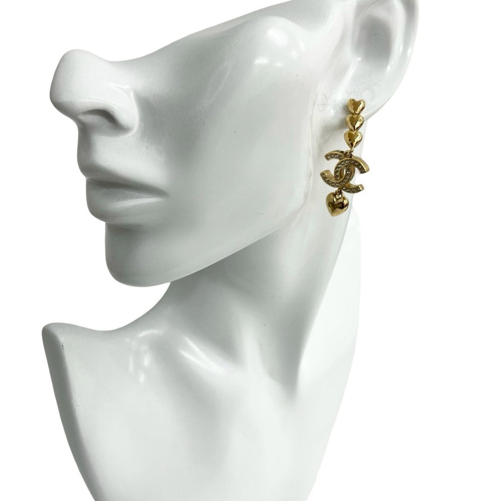 CC Logo Heart Earrings Metal Gold-Tone Metal