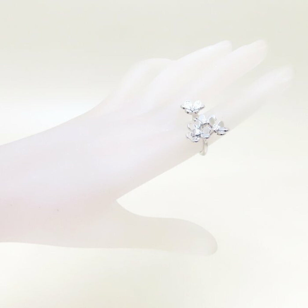 Frivole Entrée Les Dors Ring 18K White Gold with Diamond
