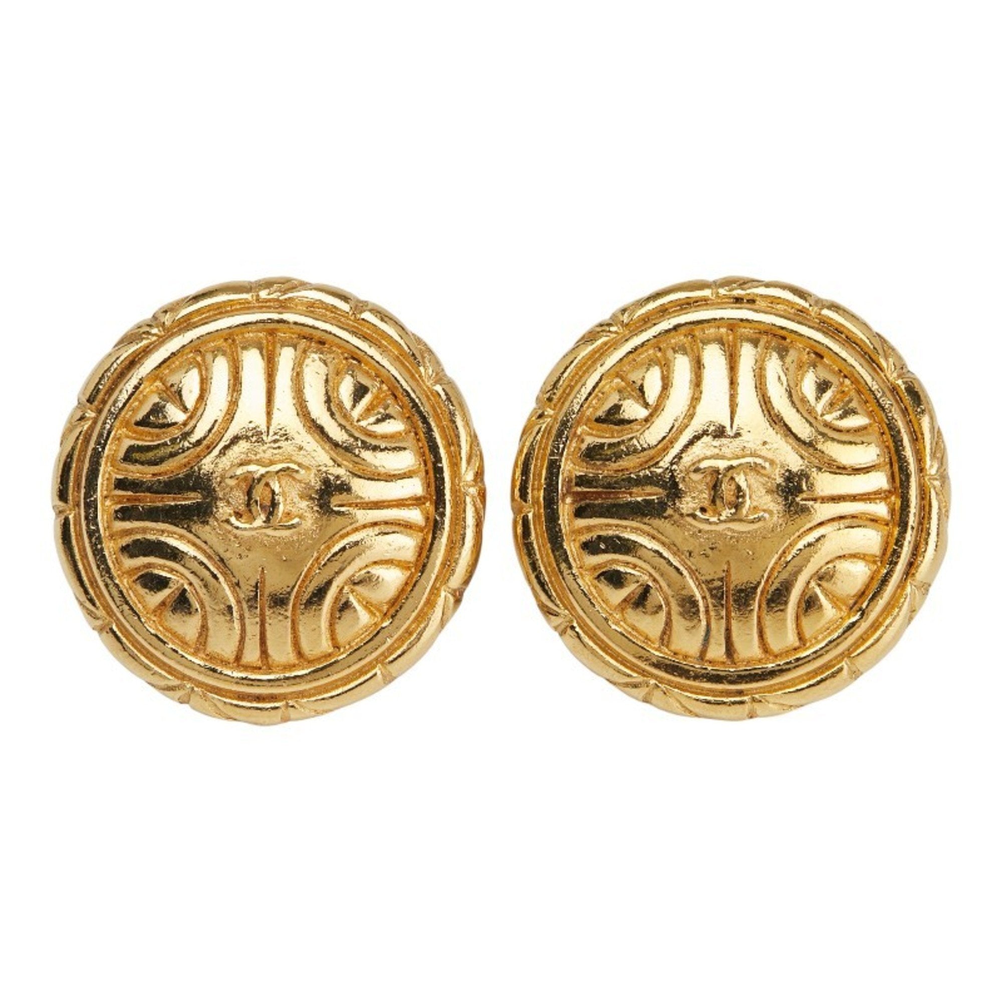CC Logo Round Clip-On Earrings Metal Gold-Tone Metal