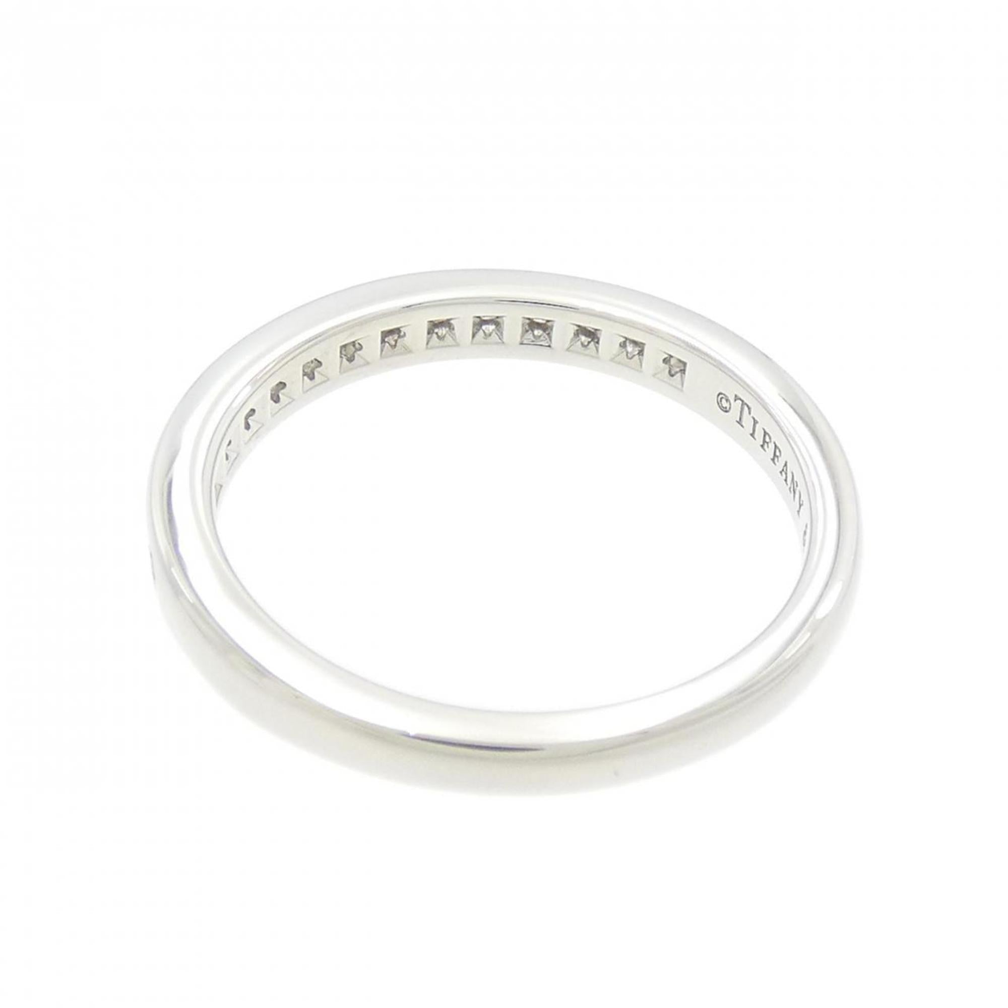 Half Circle Channel Setting Ring Platinum with Diamond