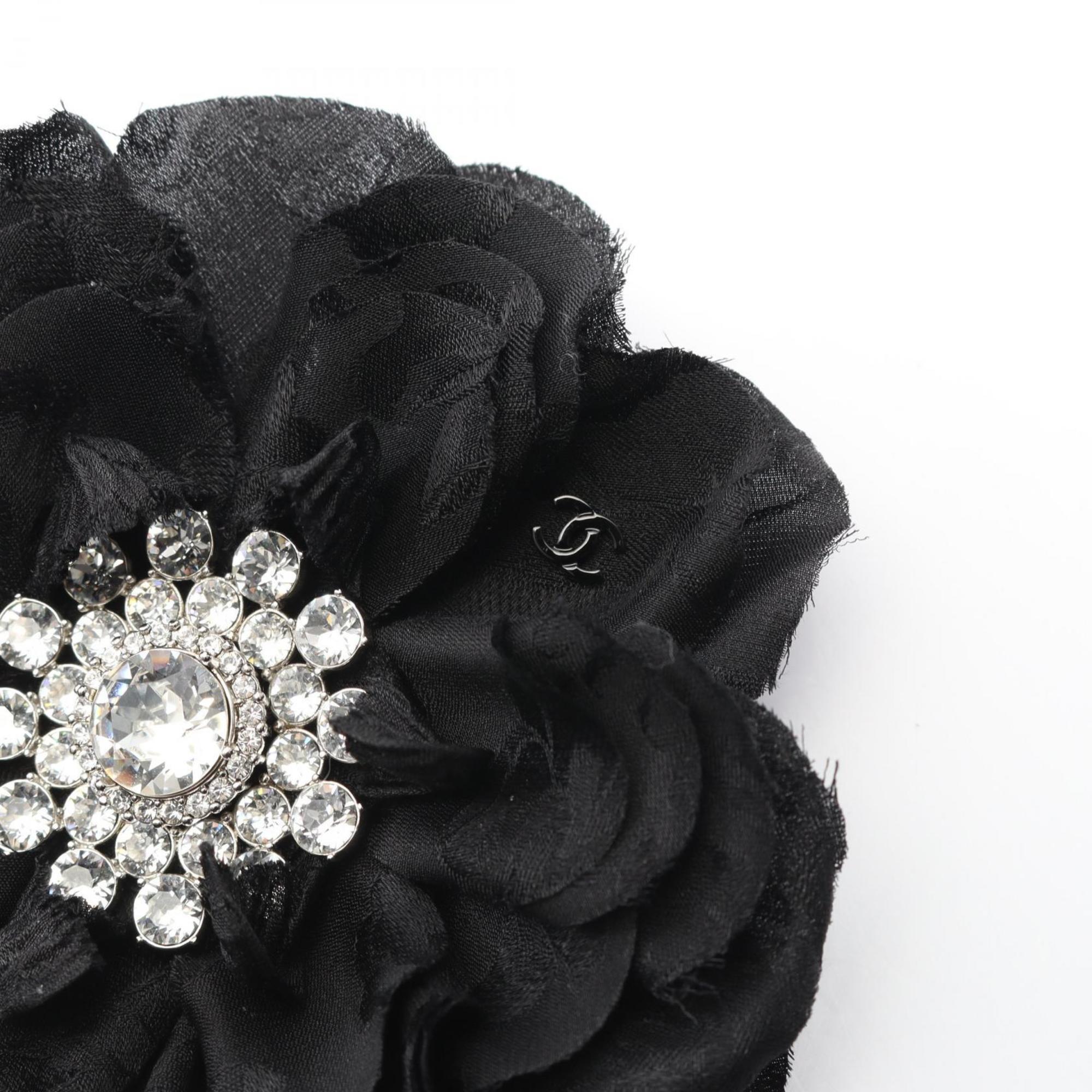Camellia Brooch Silk Black