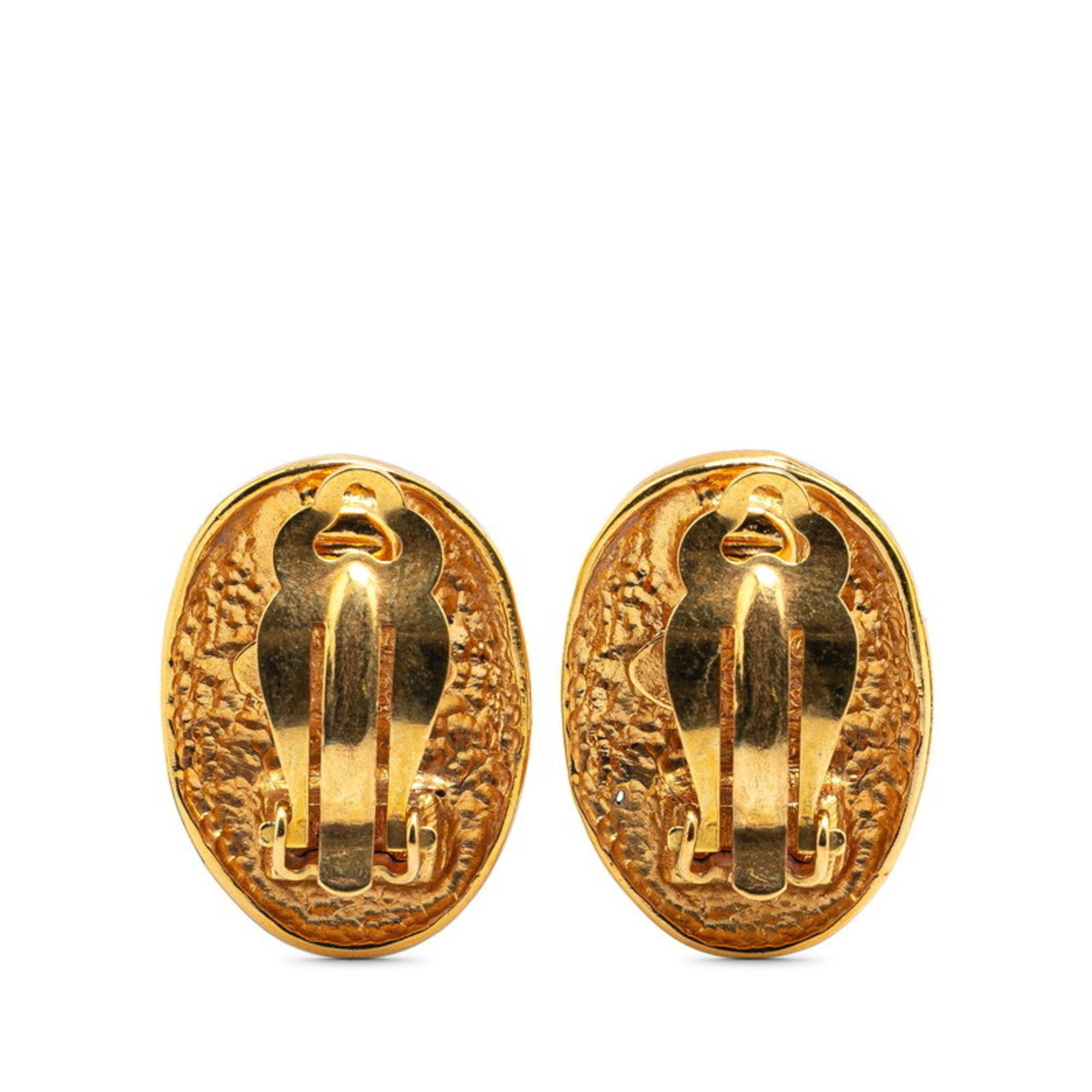 CC Logo Oval Clip-On Earrings Metal Gold-Tone Metal