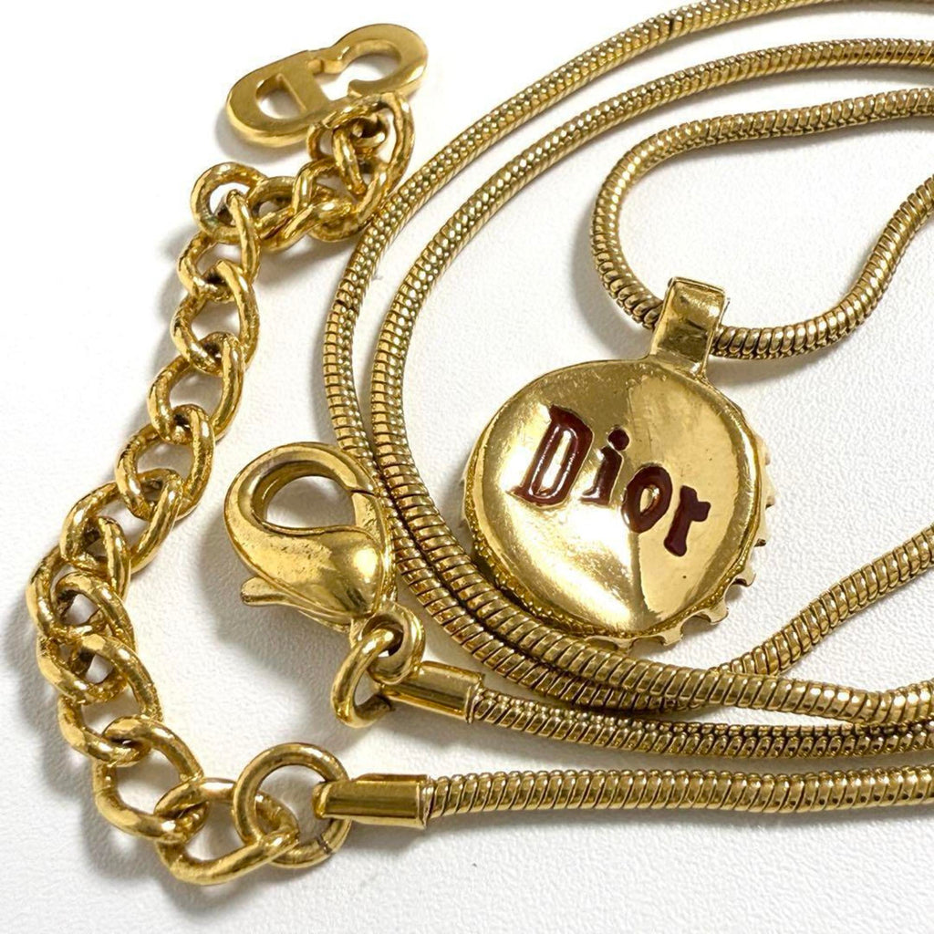 Vintage Bottle Cap Pendant Necklace Metal