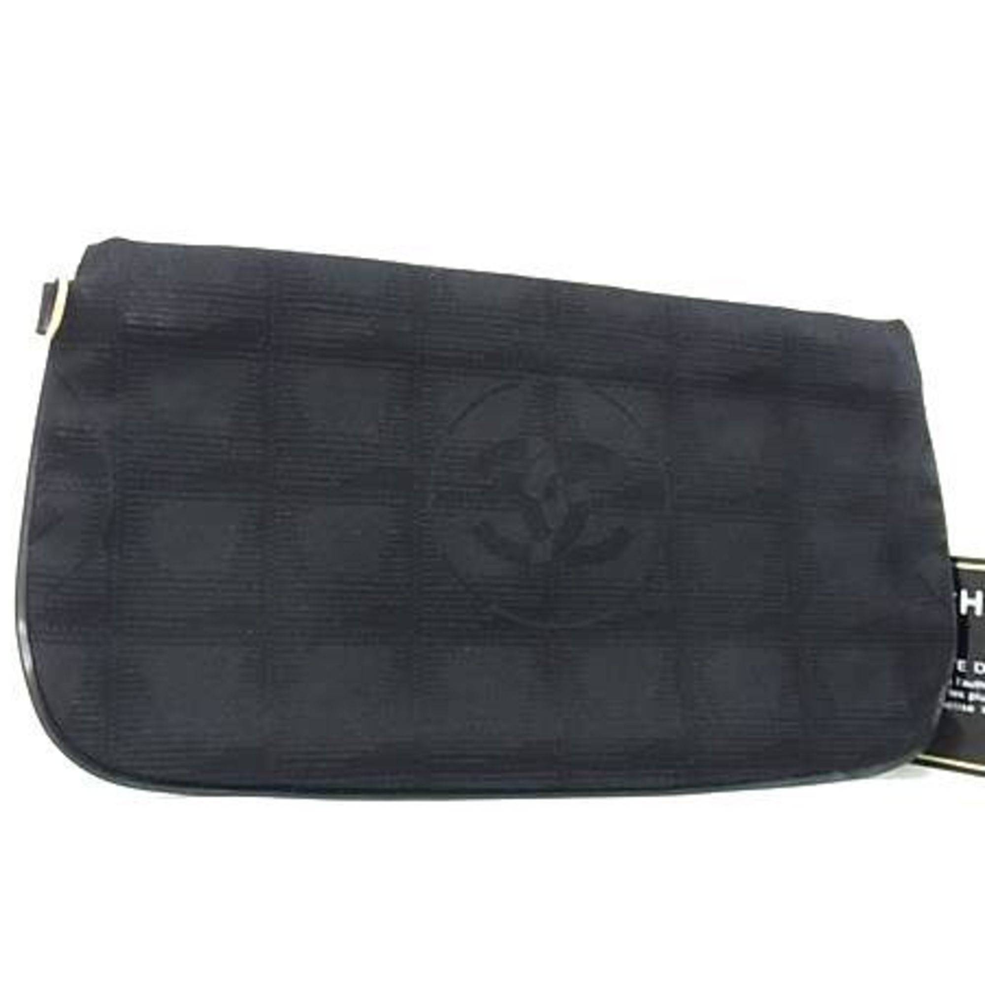 Travel Line Wallet on Chain Quilted Nylon