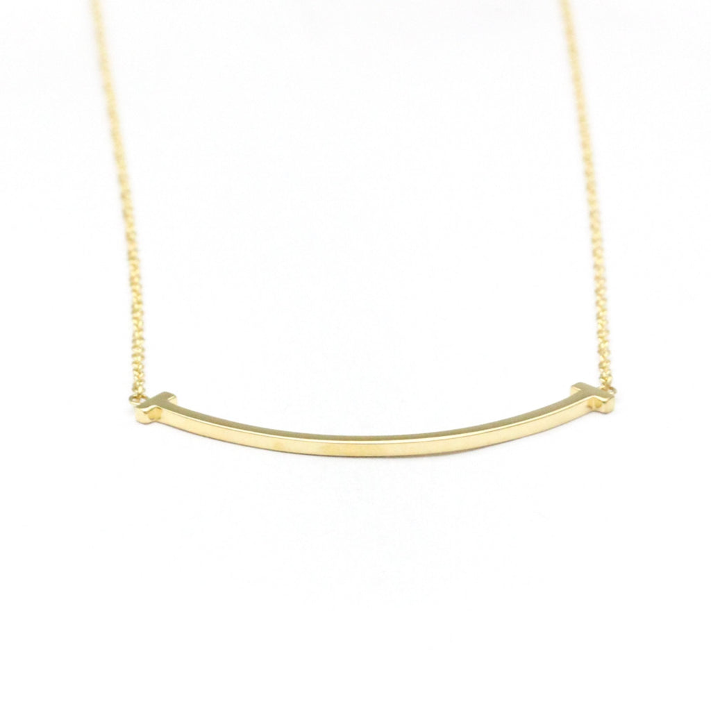 Smile Pendant Necklace 18K Yellow Gold