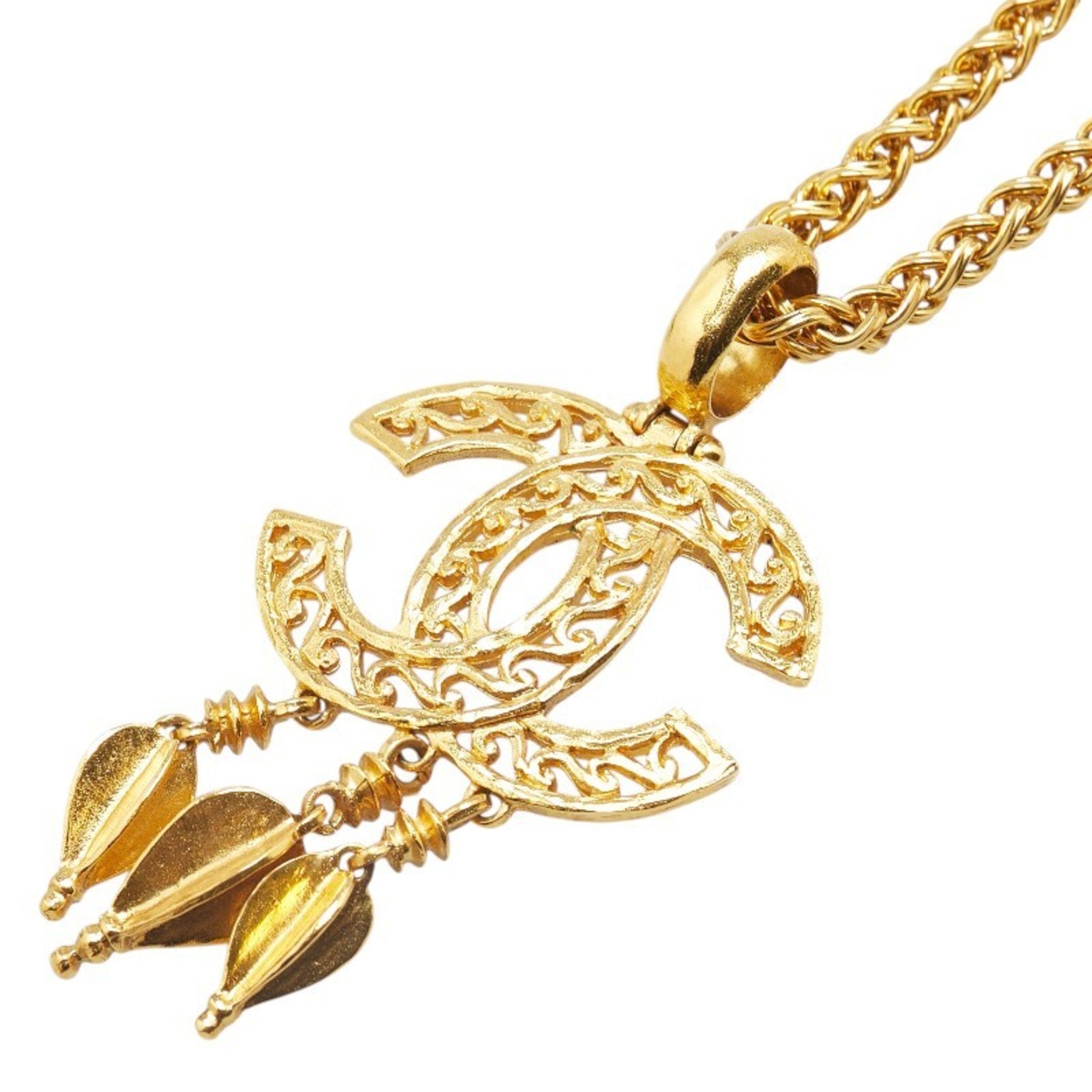 CC Logo Pendant Necklace Metal